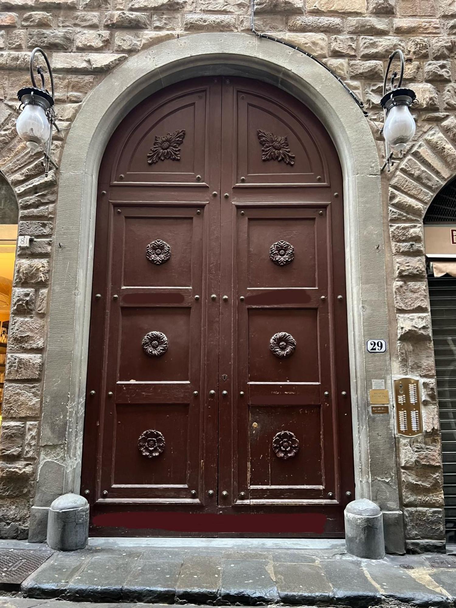 Charming Penthouse Near Duomo Apartment Florence