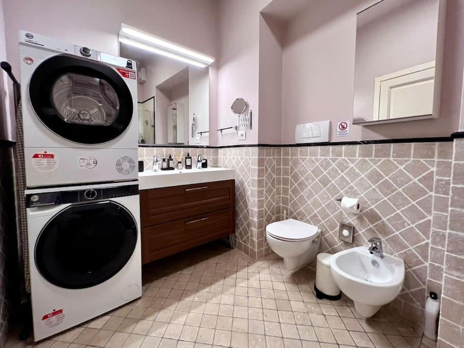 Charming Penthouse Near Duomo * Firenze