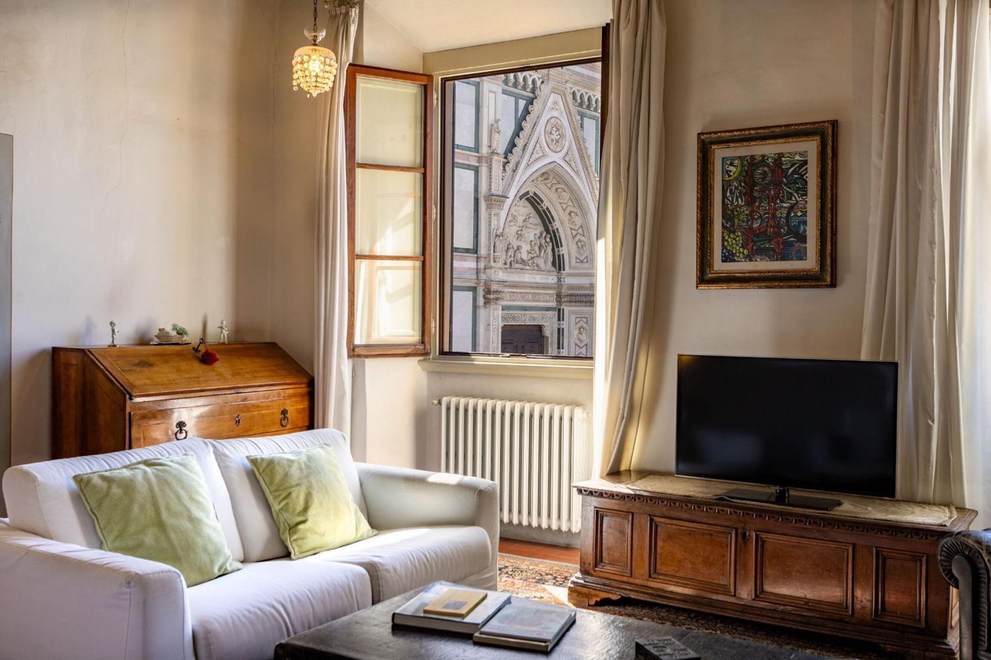 Appartamento Santa Croce Dante's View With Terrace By Halldis