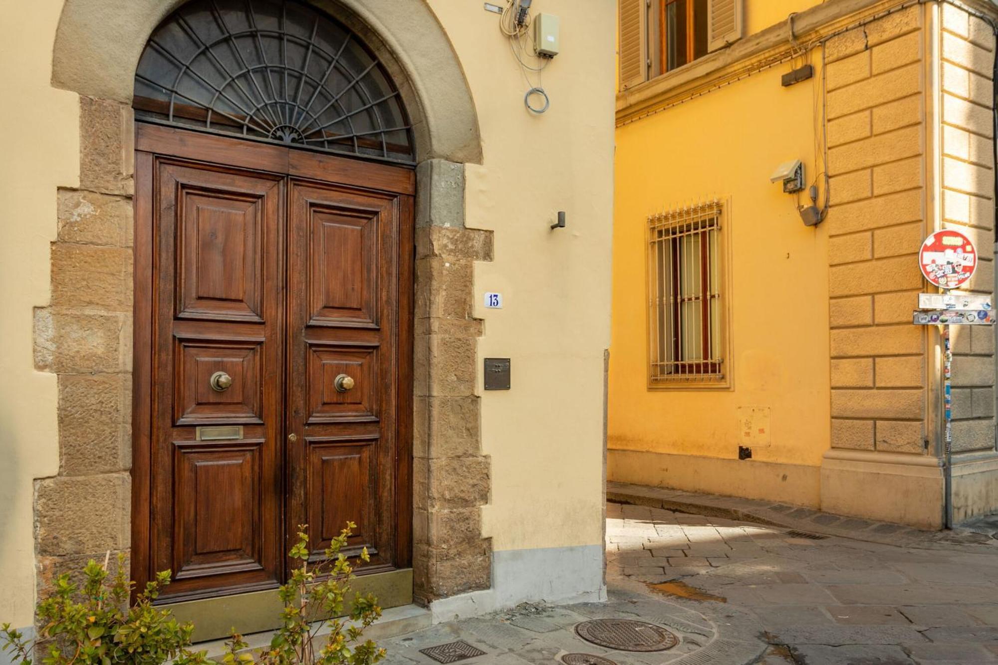 Appartamento Santa Croce Dante's View With Terrace By Halldis