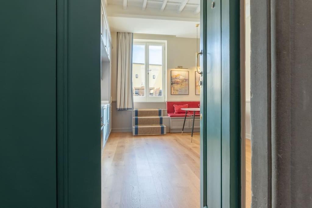 Design In Apartment *