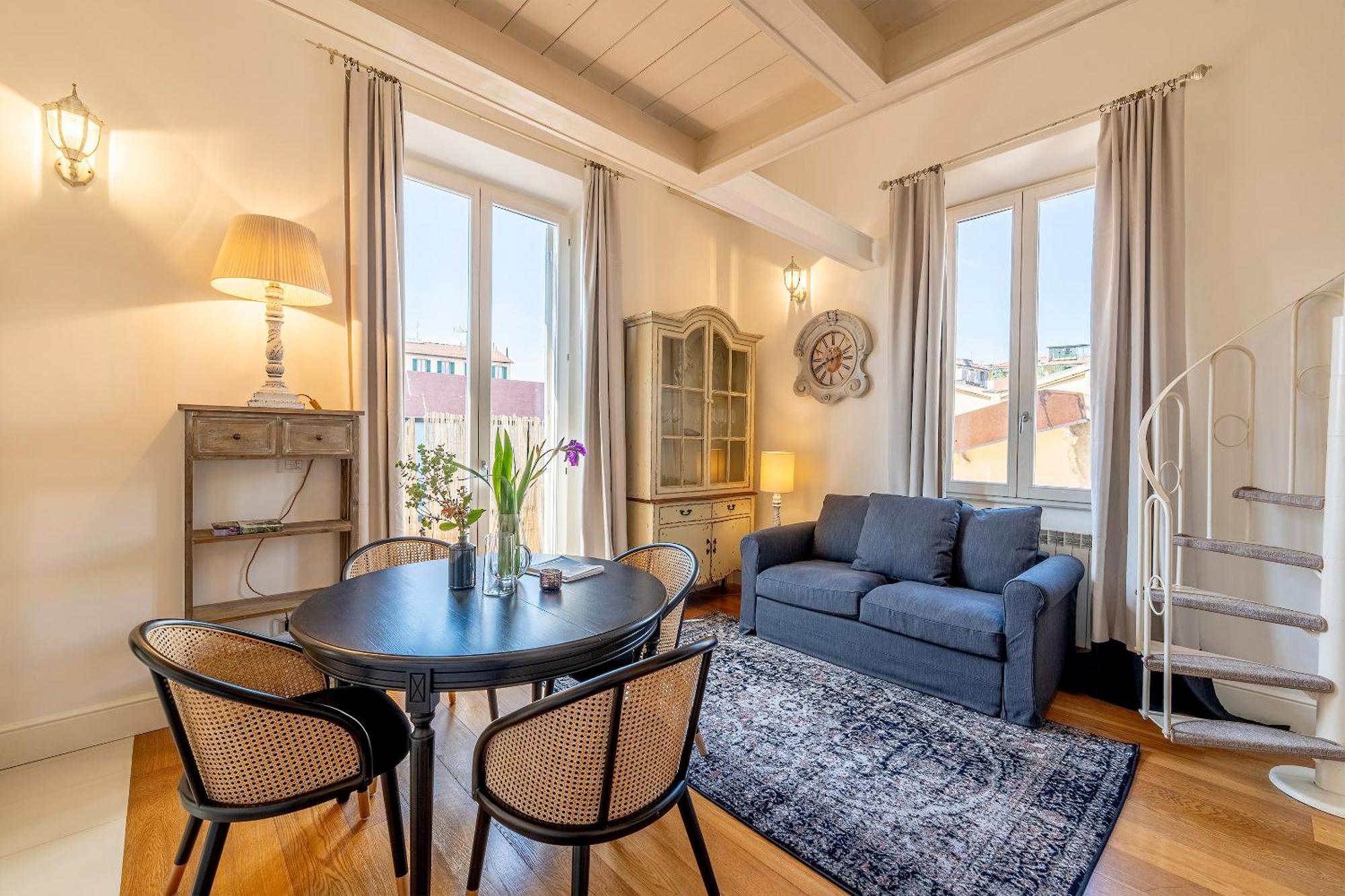 Genteel Scarlatti Apartment