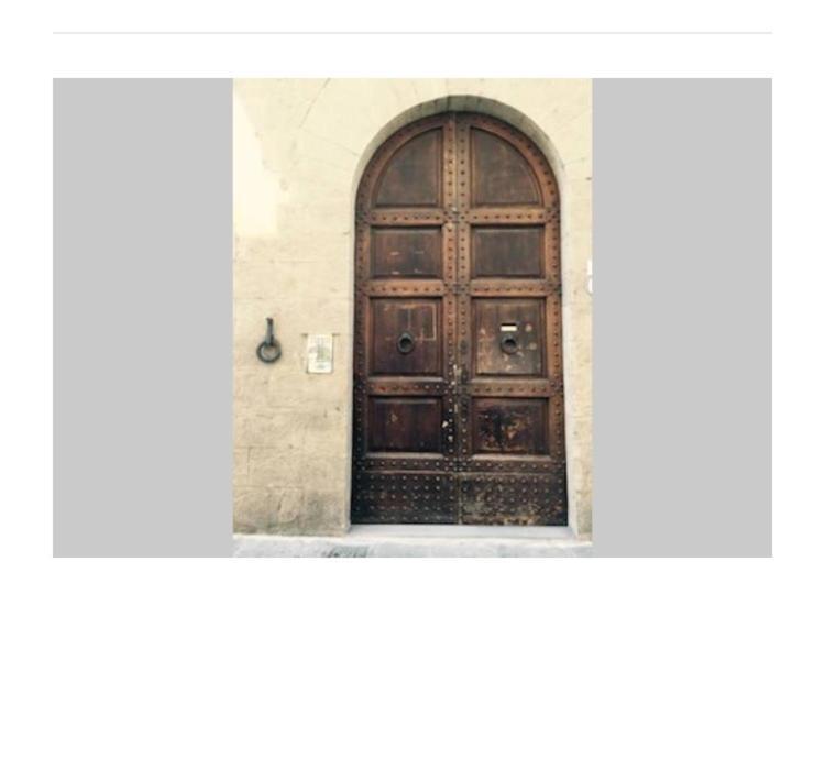 Ponte Vecchio Space Apartment