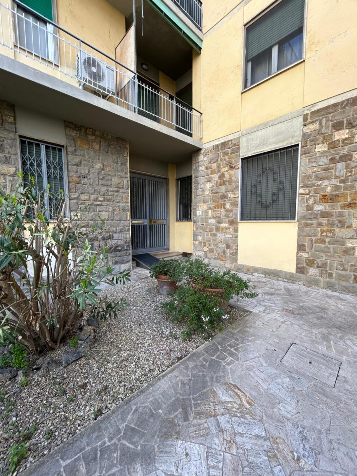 Apartment Incantevole Con Patio Florence