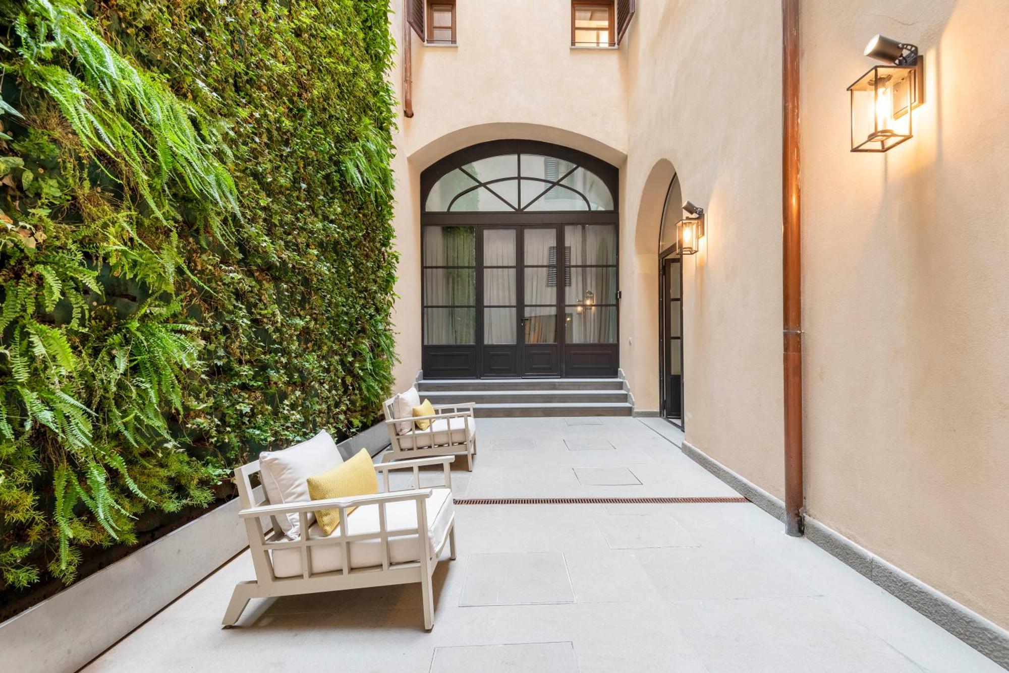 Pazzi Penthouse Luxury In By Palazzo Vitali Apartment Florence