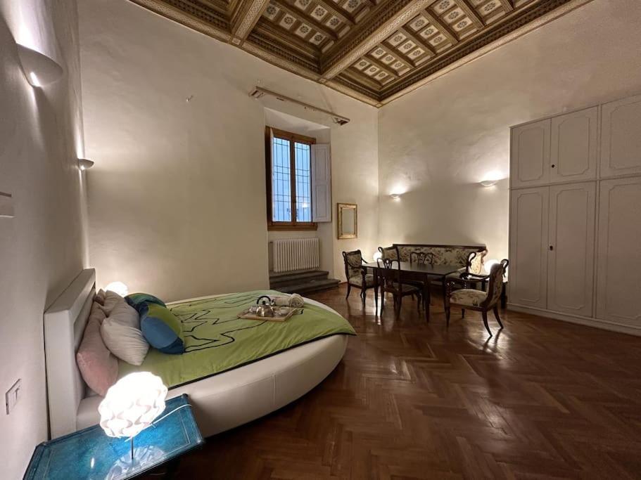 Residenza Storica In Palazzo Bruciato * Florence