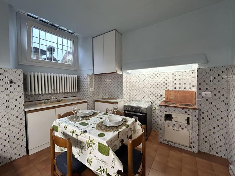 Residenza Storica In Palazzo Bruciato Apartment