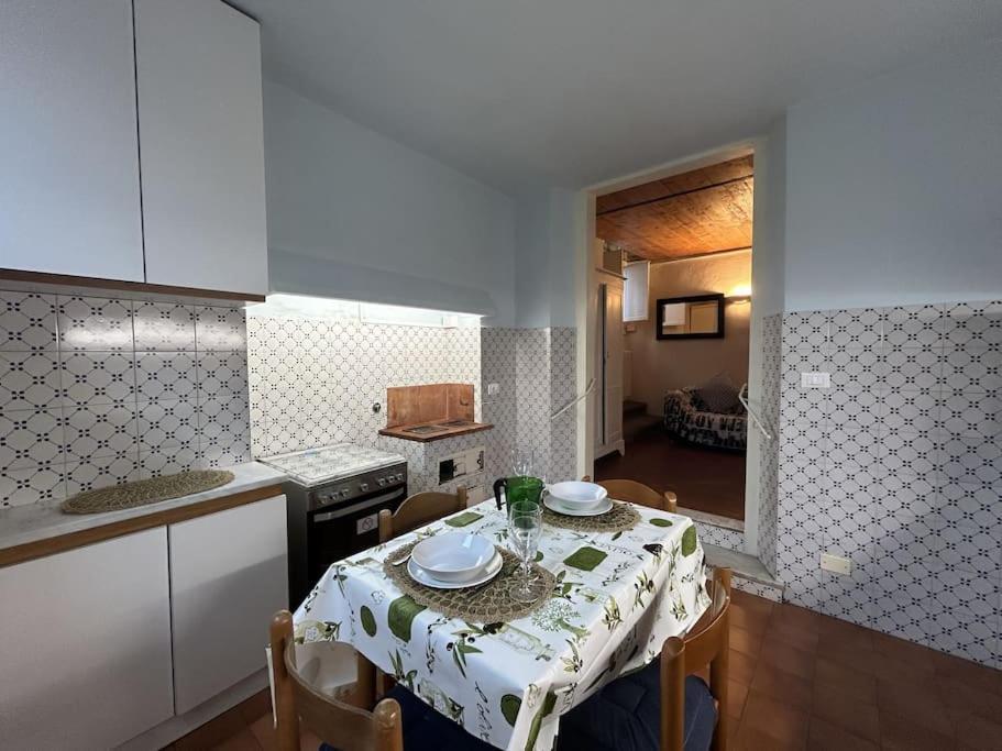Apartment Residenza Storica In Palazzo Bruciato Florence