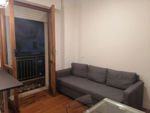 Lungarno Ferrucci 31 *