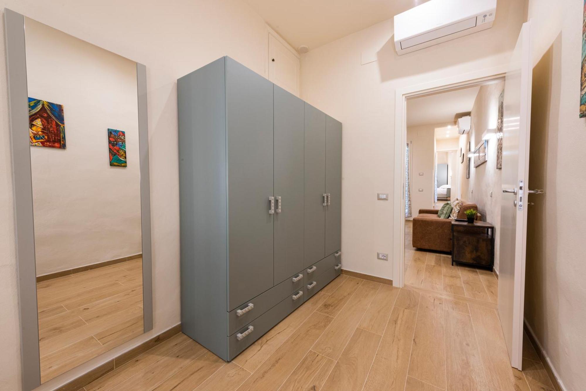 Mercato Contemporary By Mmega Apartment Florence