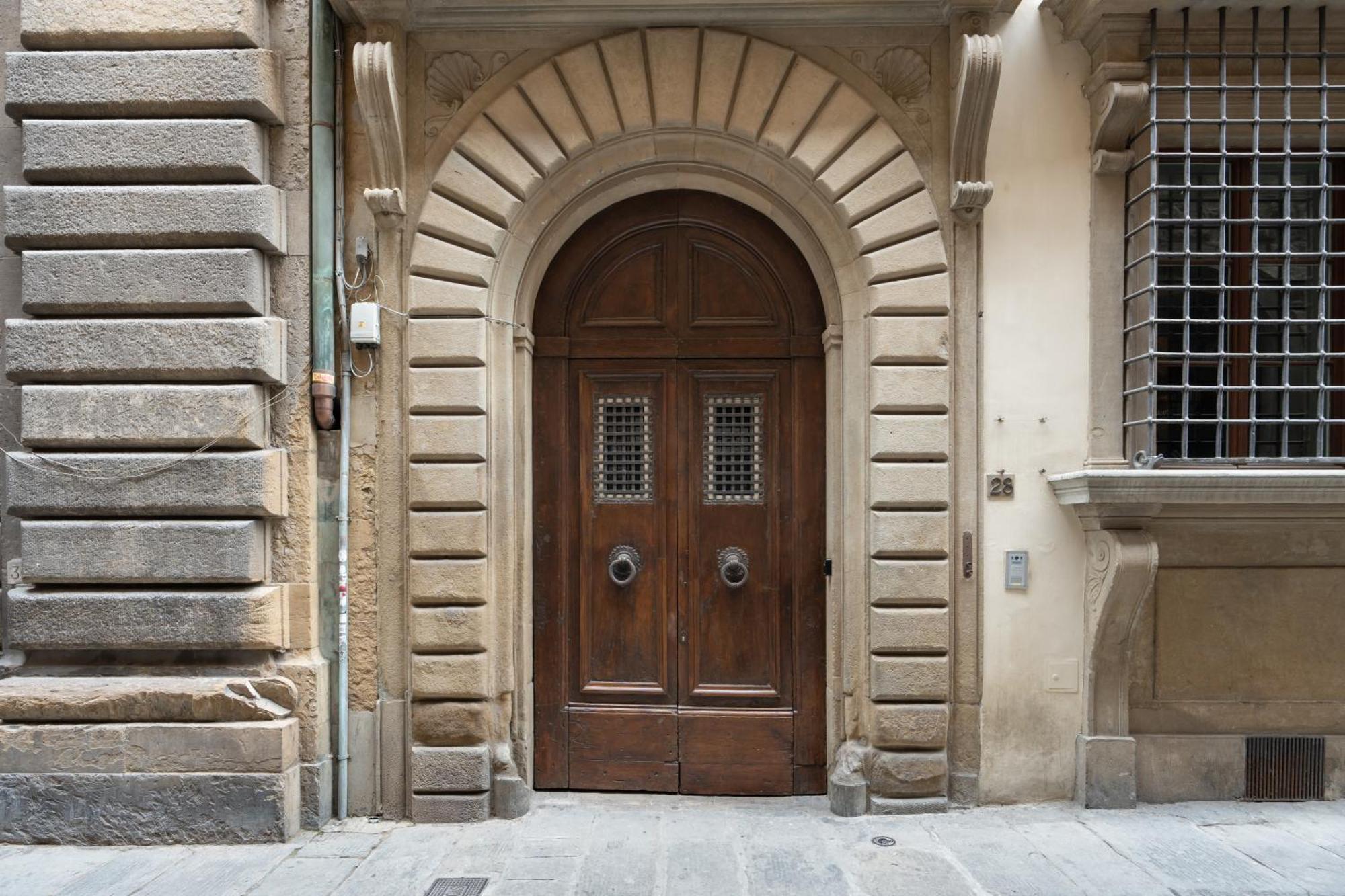 Apartment Palazzo Pazzi Vitali Luxury In Florence