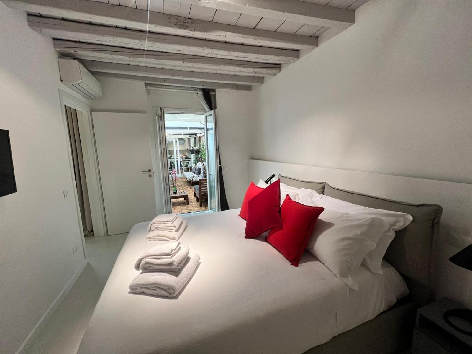 New Ground Floor And Patio Florence