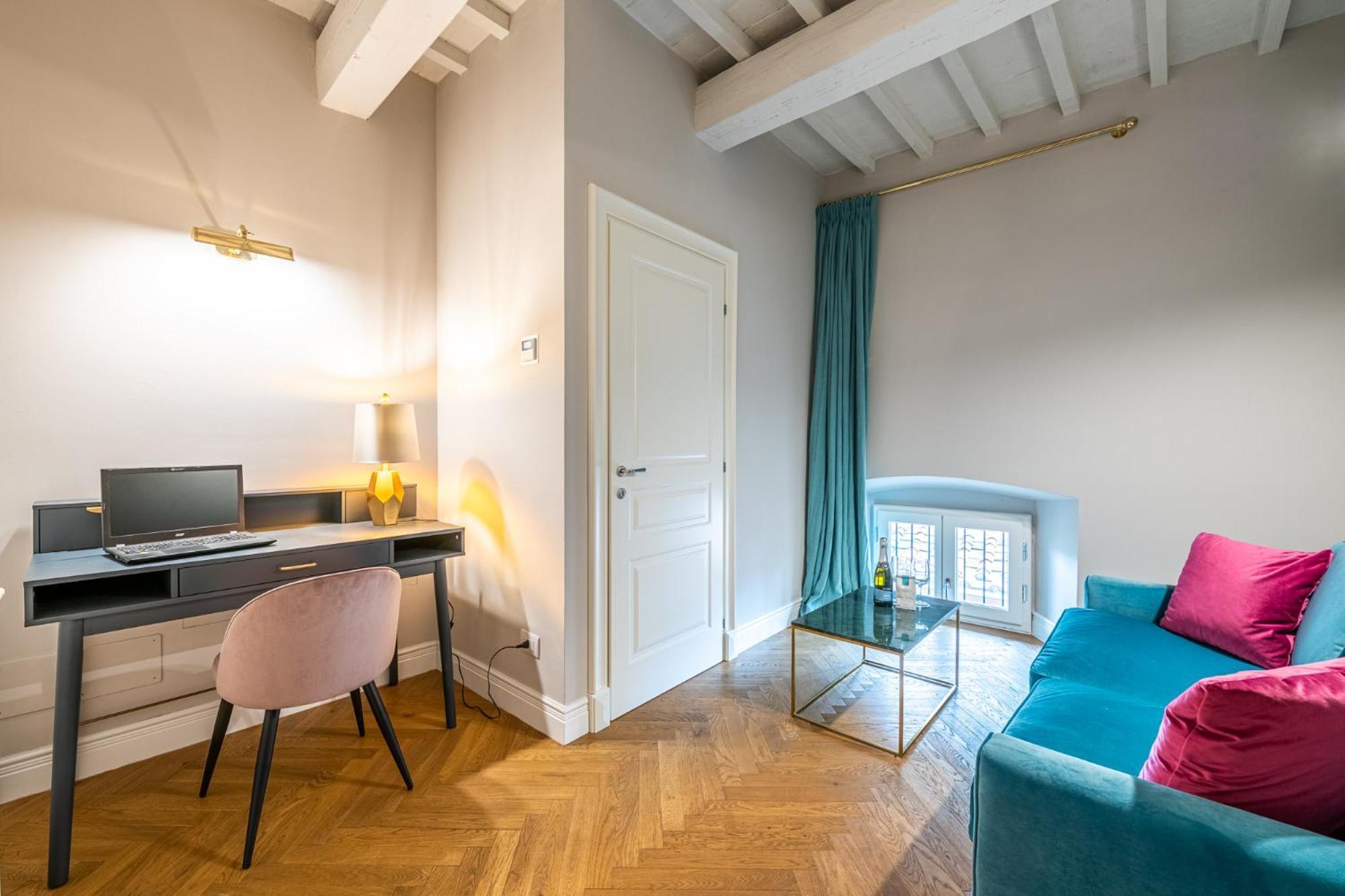 Palazzo Pazzi Vitali Luxury In *