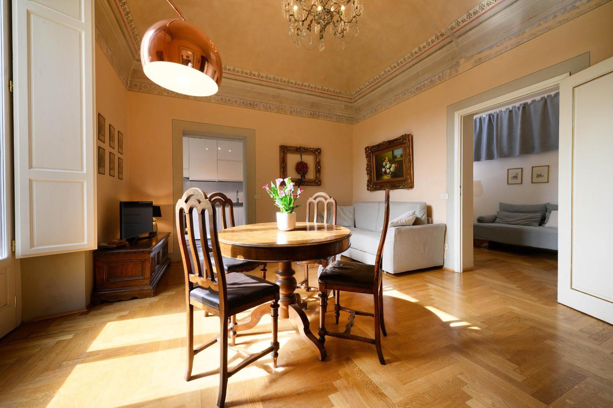 Santa Maria Novella Deluxe Apartment *