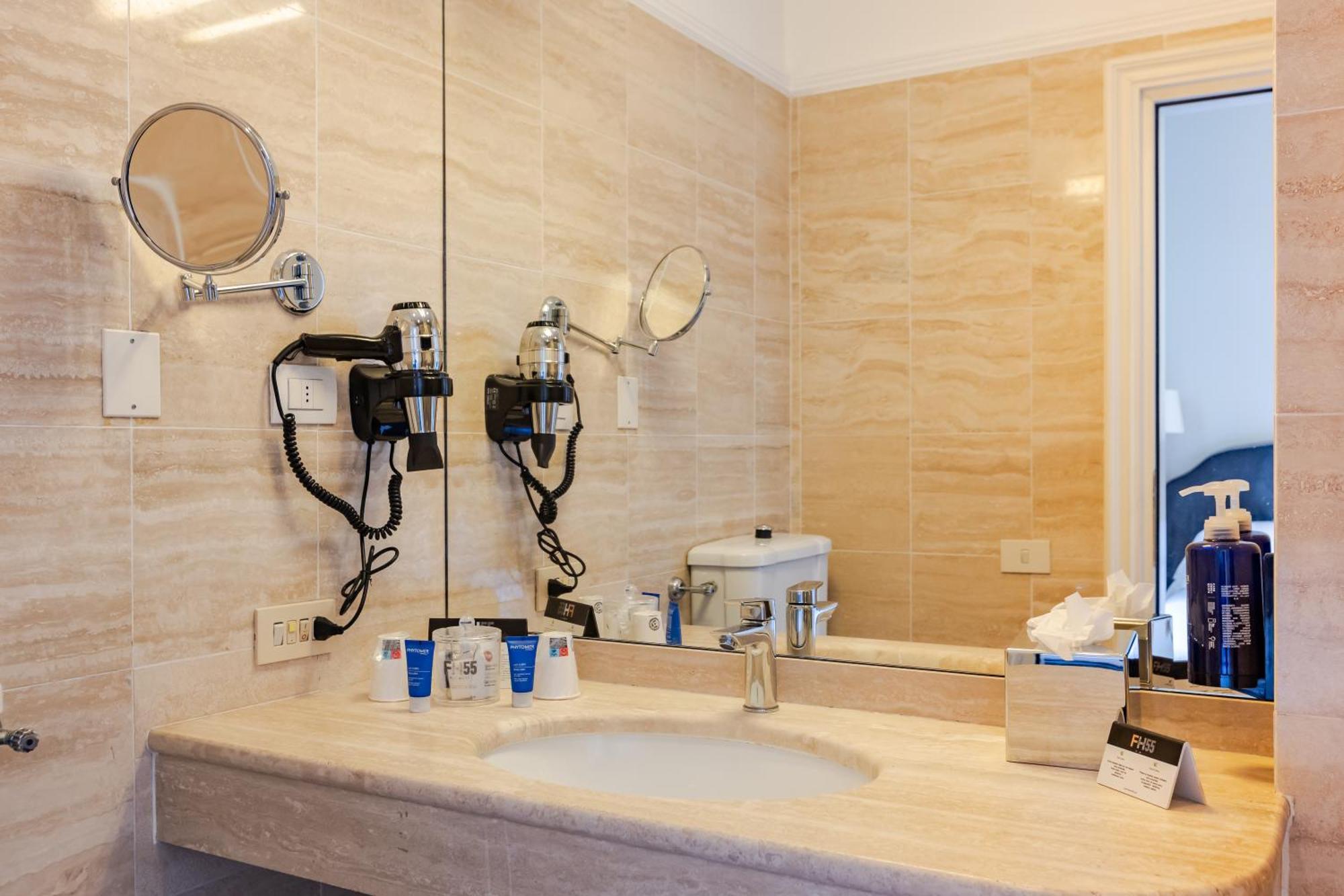 Hotel Fh55 Calzaiuoli 4*