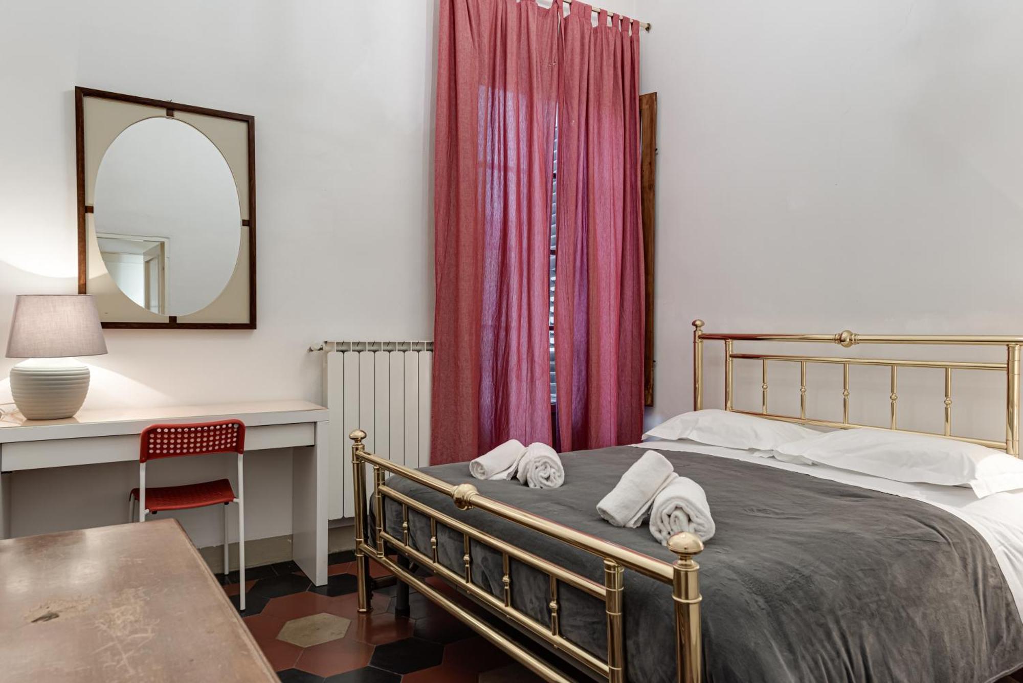 Amazing In Santa Croce Apartment Florence