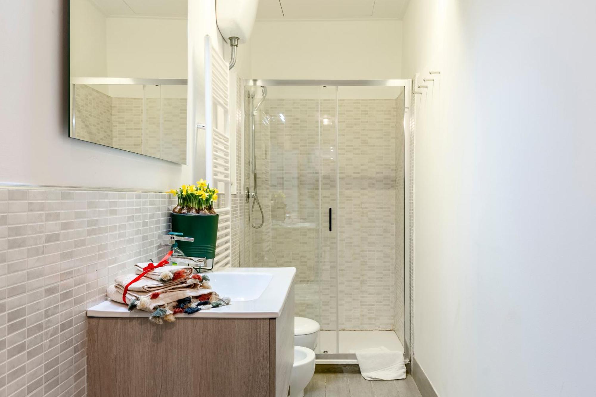Historic Borgo Ognissanti, 8 Apartment Florence