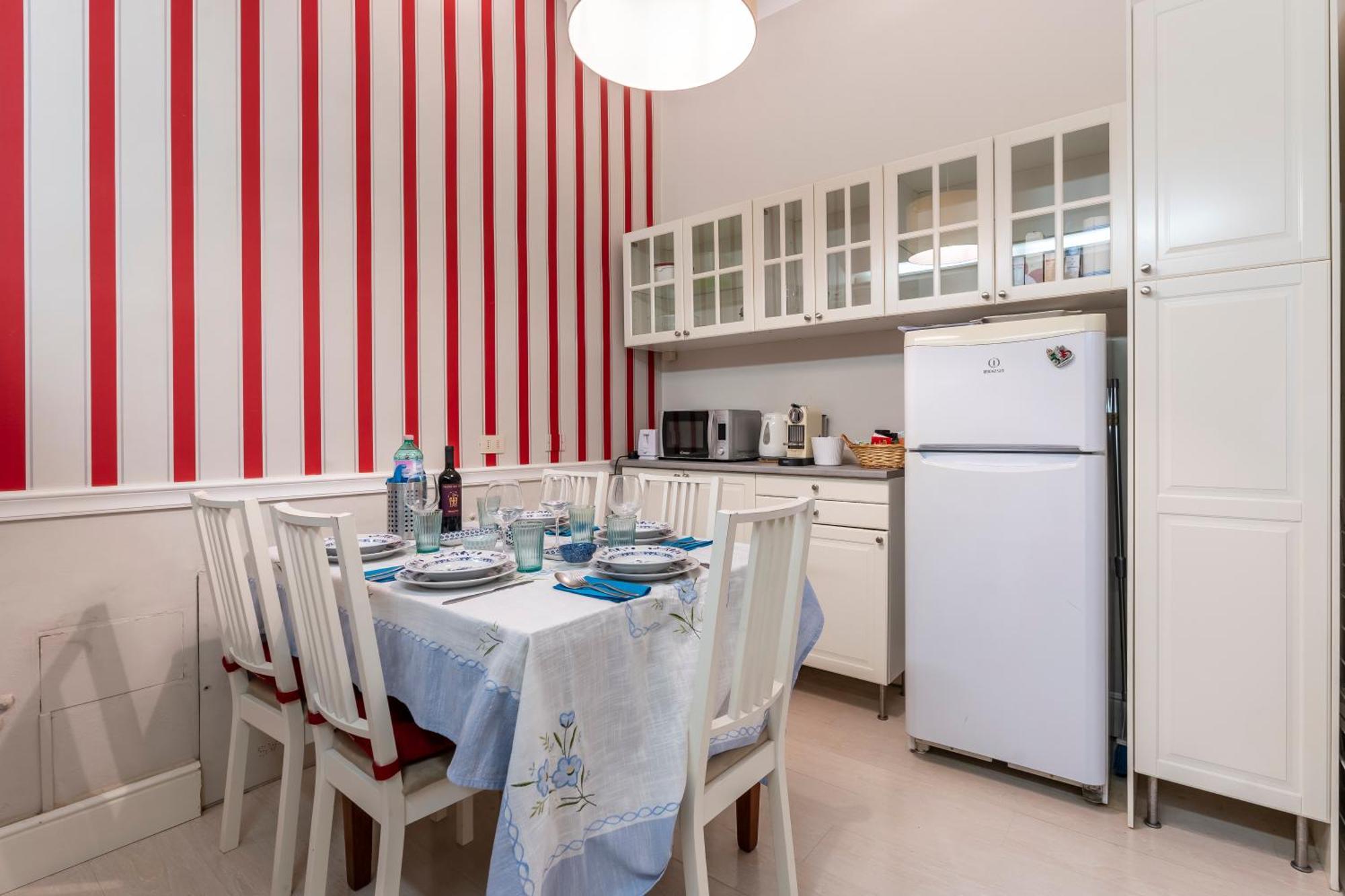 Historic Borgo Ognissanti, 8 * Florence