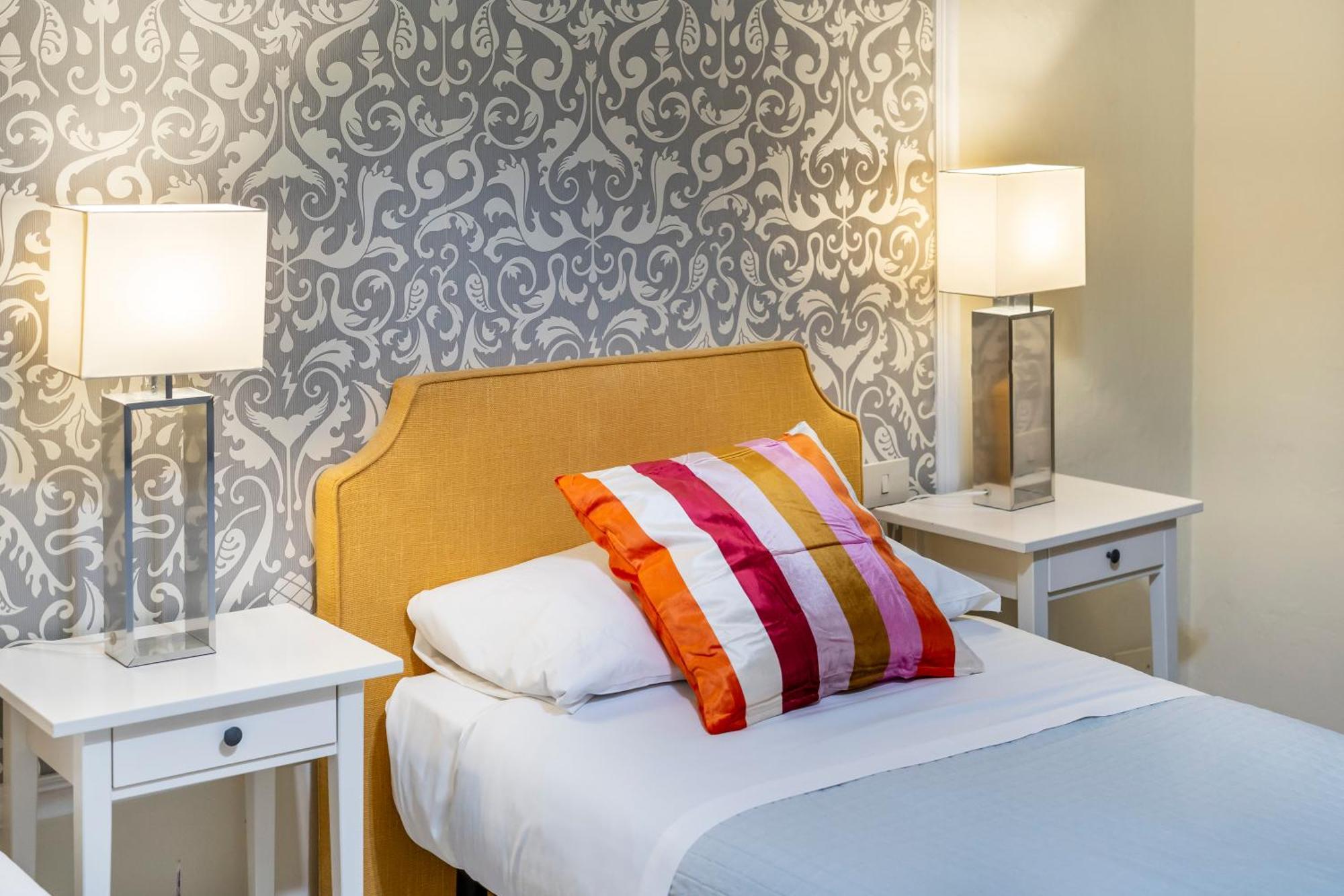 Historic Borgo Ognissanti, 8 * Florence