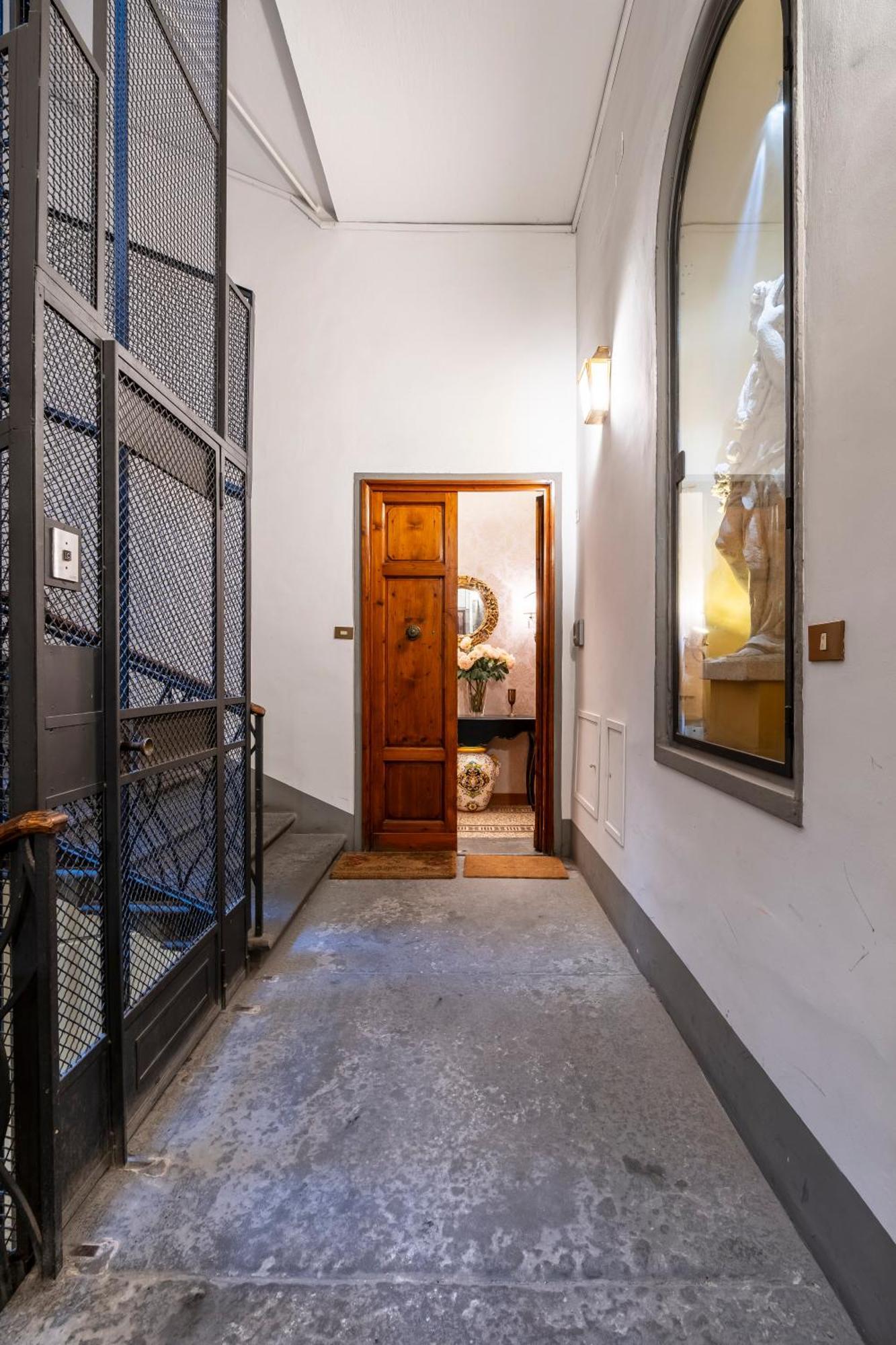 Apartment Historic Borgo Ognissanti, 8 *