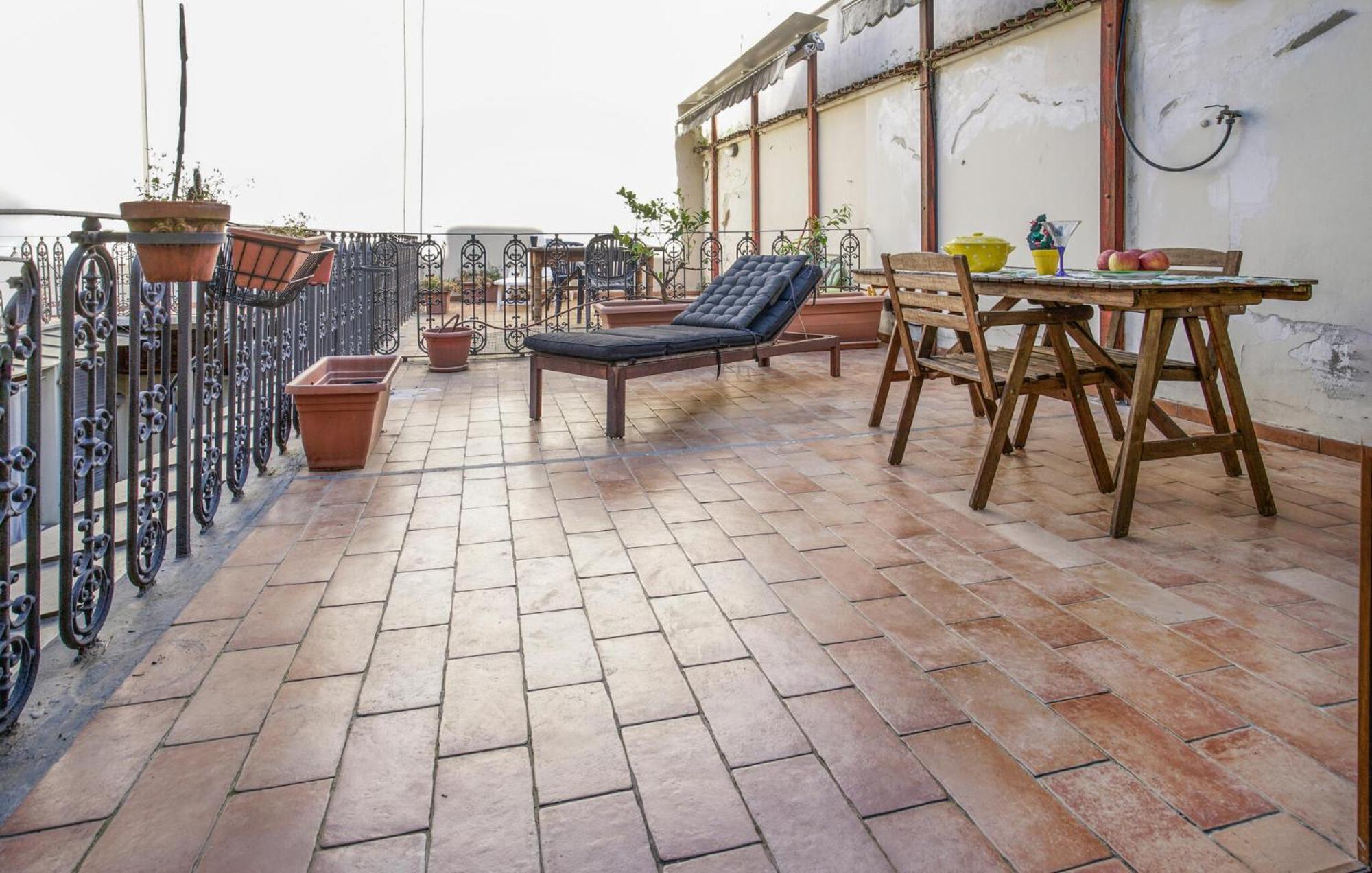 2 Bedroom Beautiful In * Florence