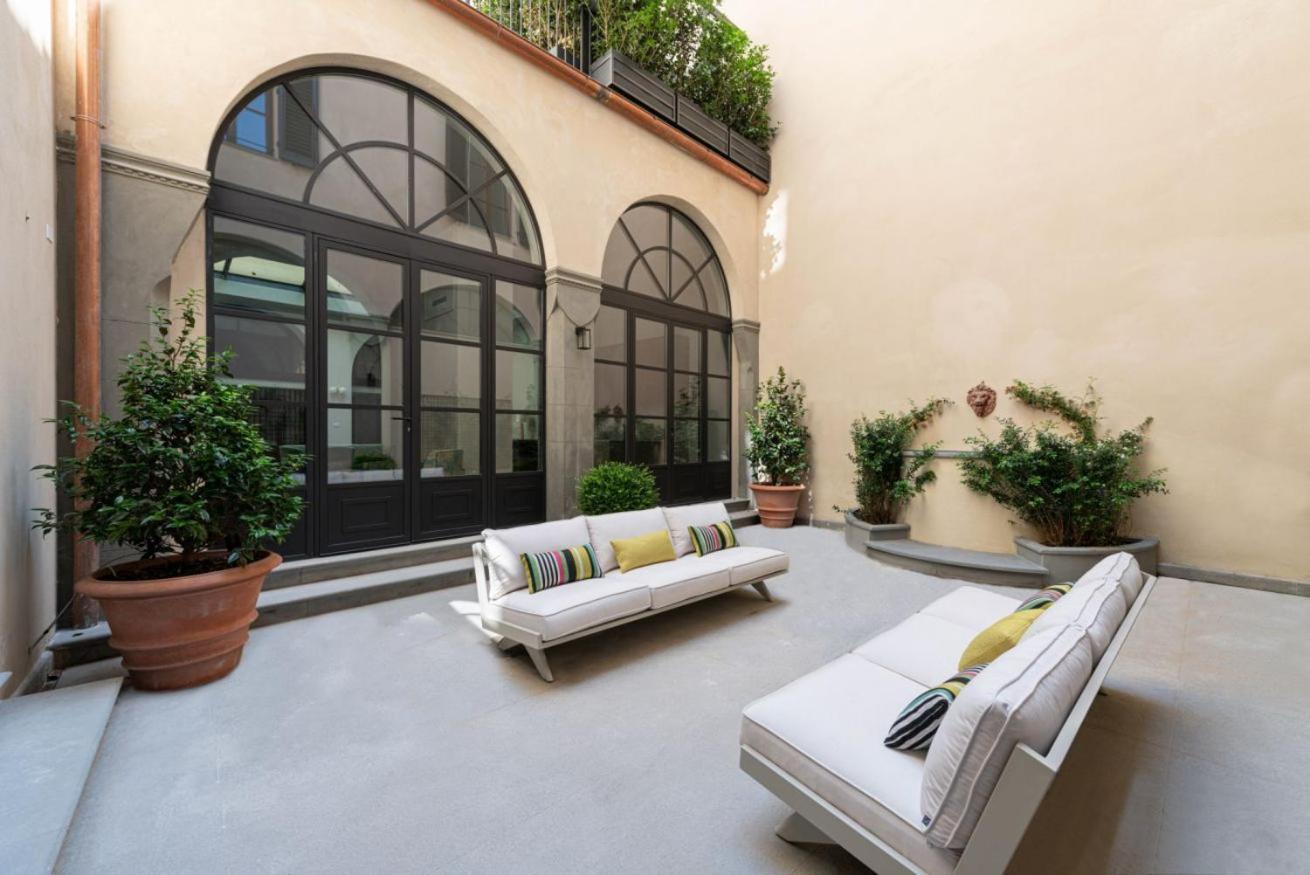 Apartment Palazzo Pazzi Vitali Luxury In *