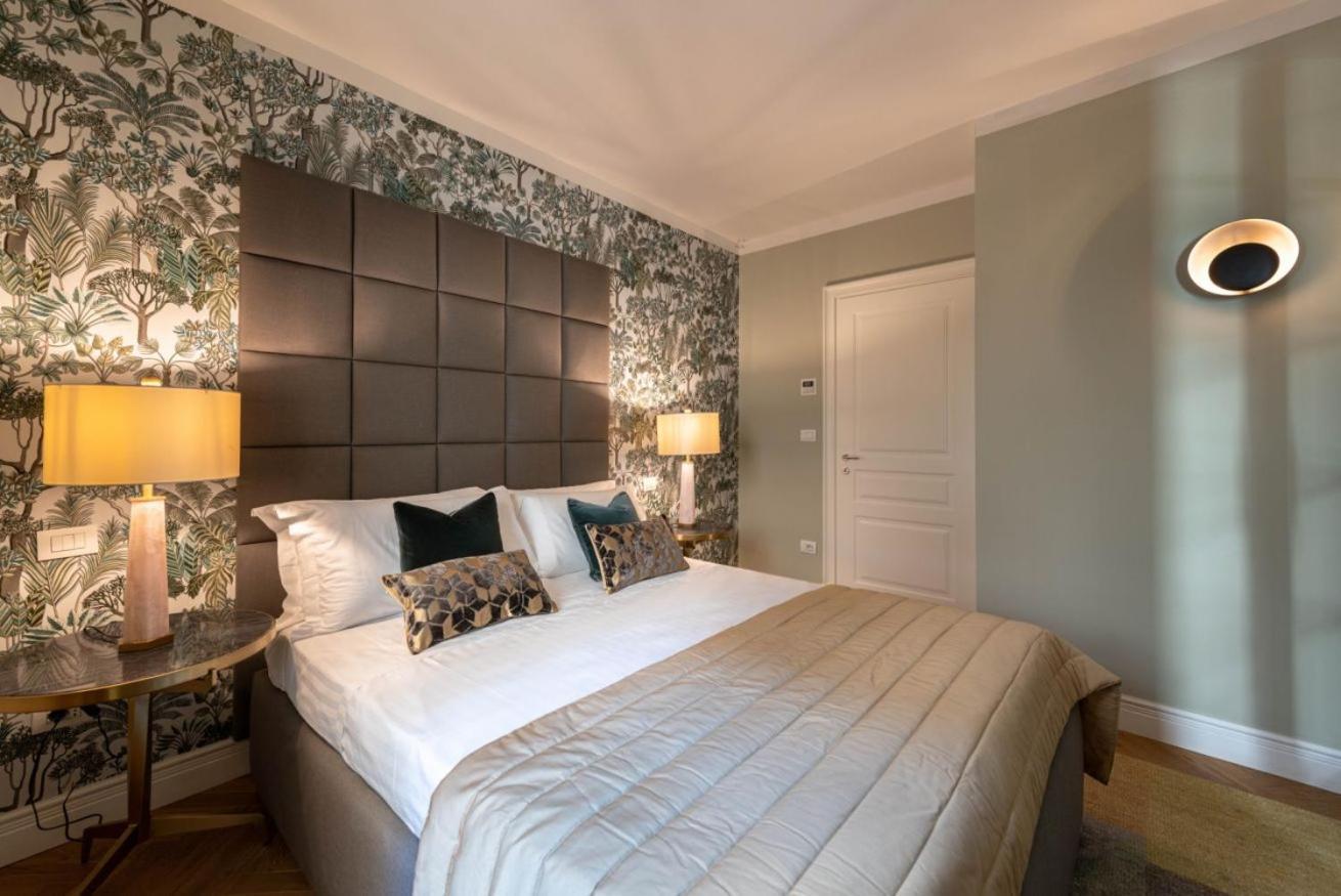 Apartment Palazzo Pazzi Vitali Luxury In *