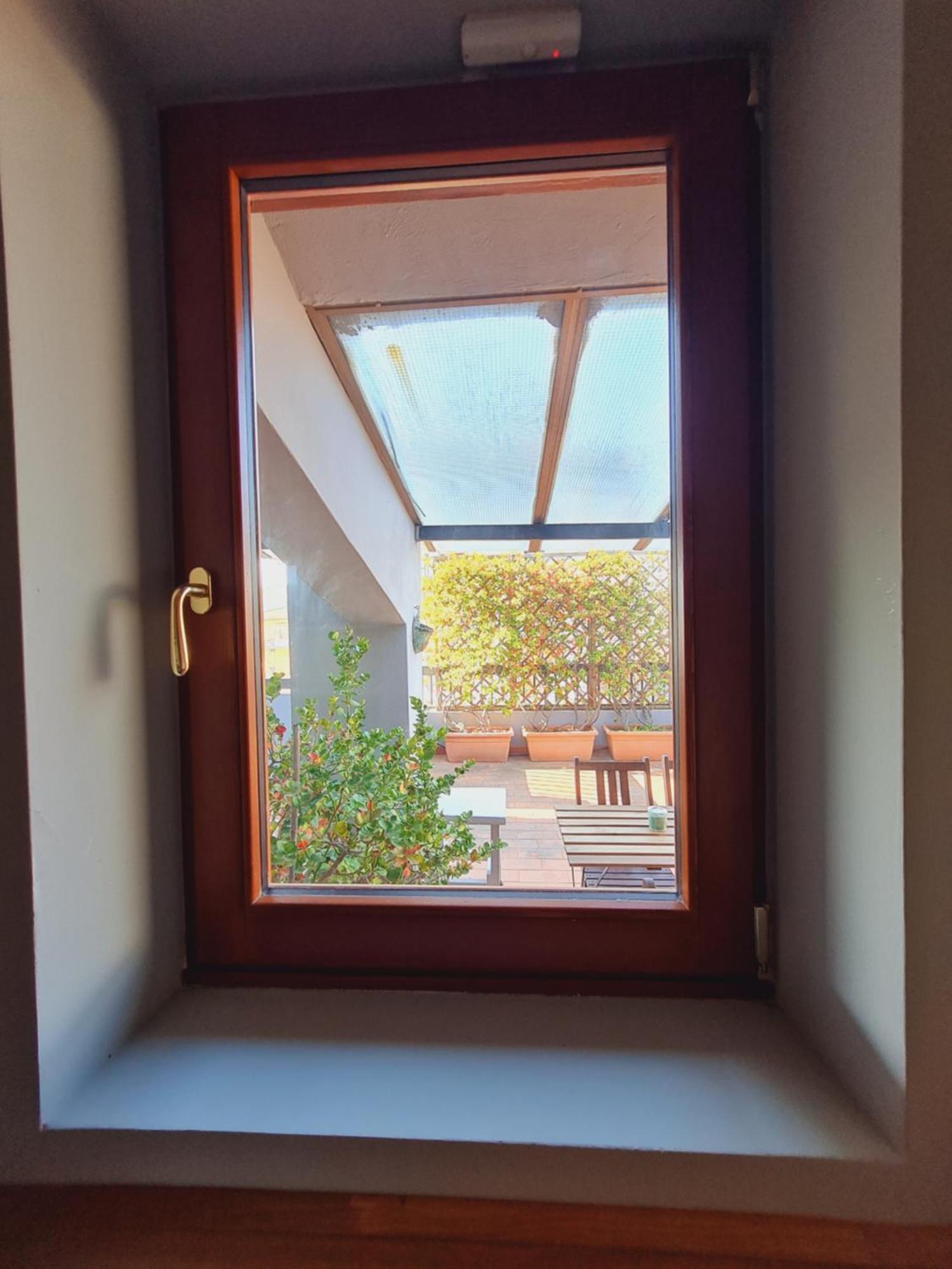 Appartamento Mansarda Luminosa E Confortevole