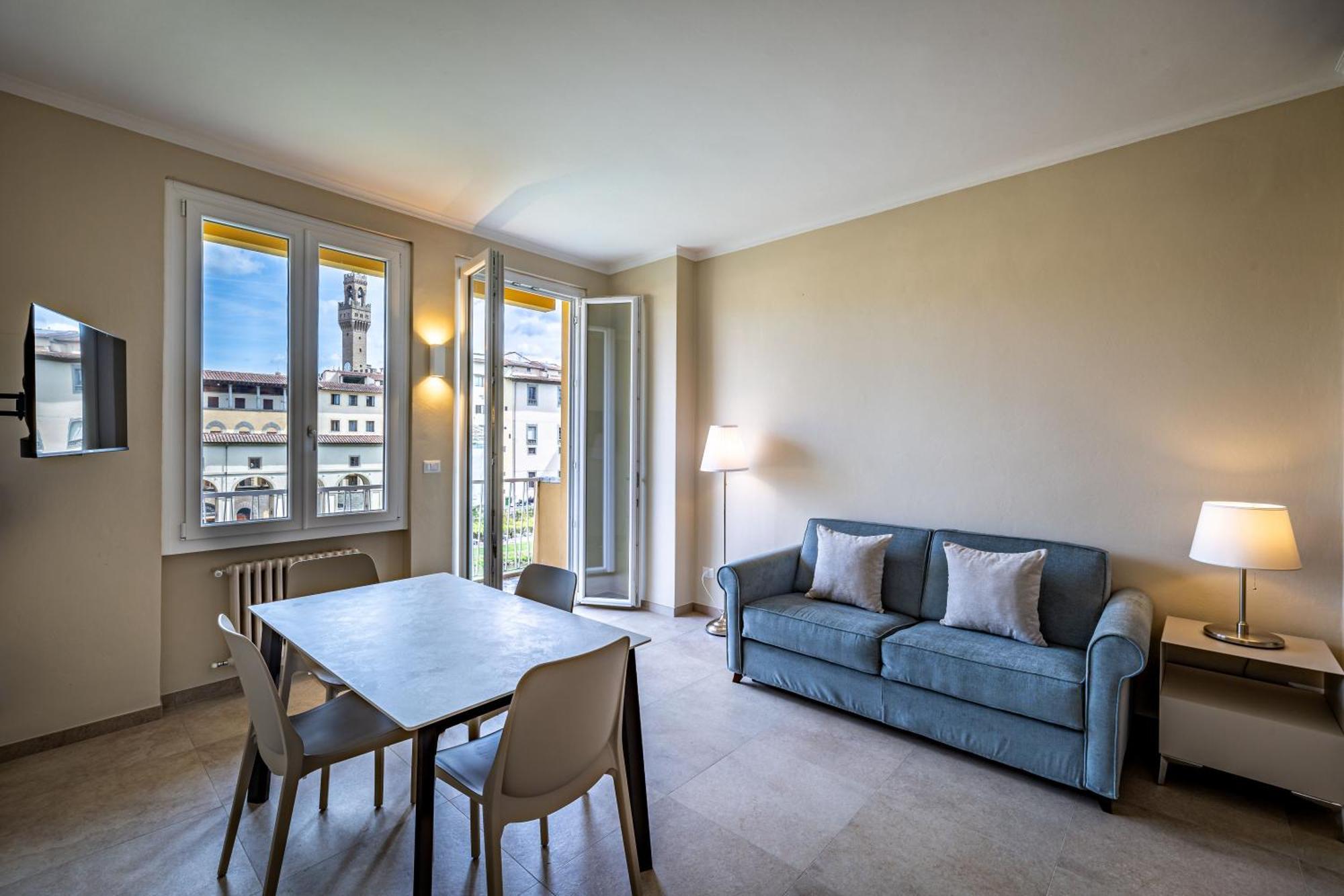 Apartment Yd Balcony On Pontevecchio View *