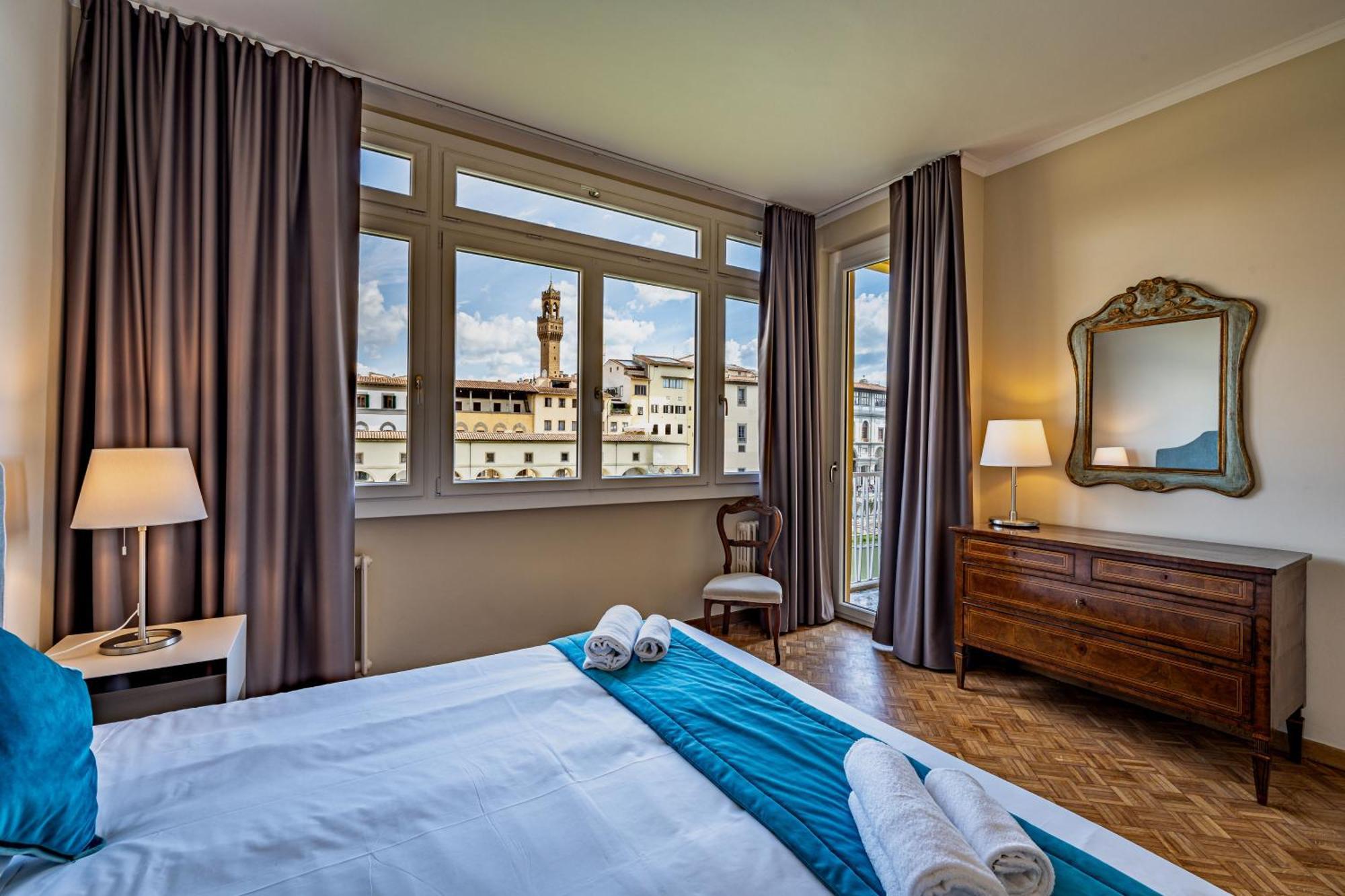 Yd Balcony On Pontevecchio View Florence