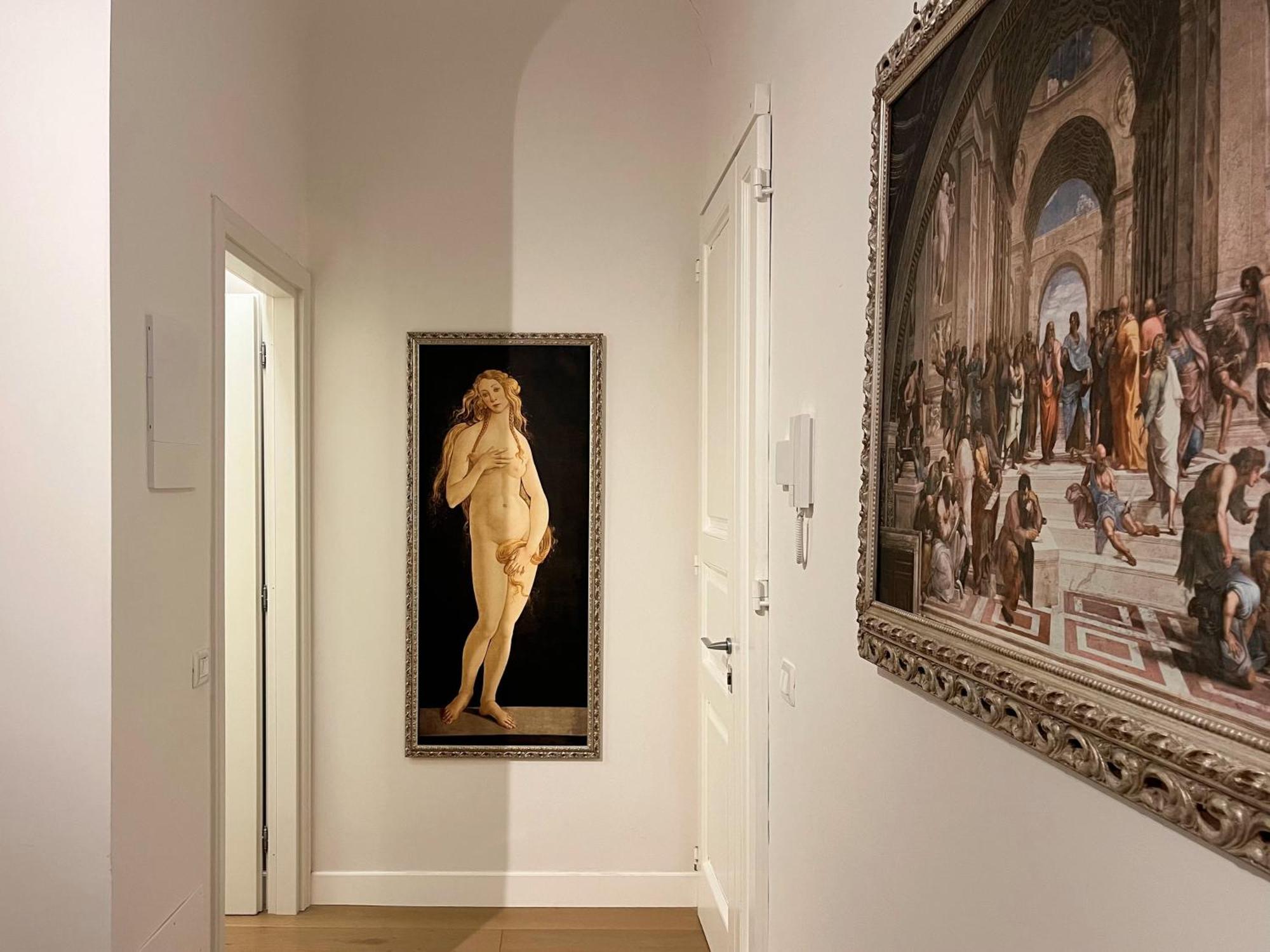 Luxury Art In Apartment Florence
