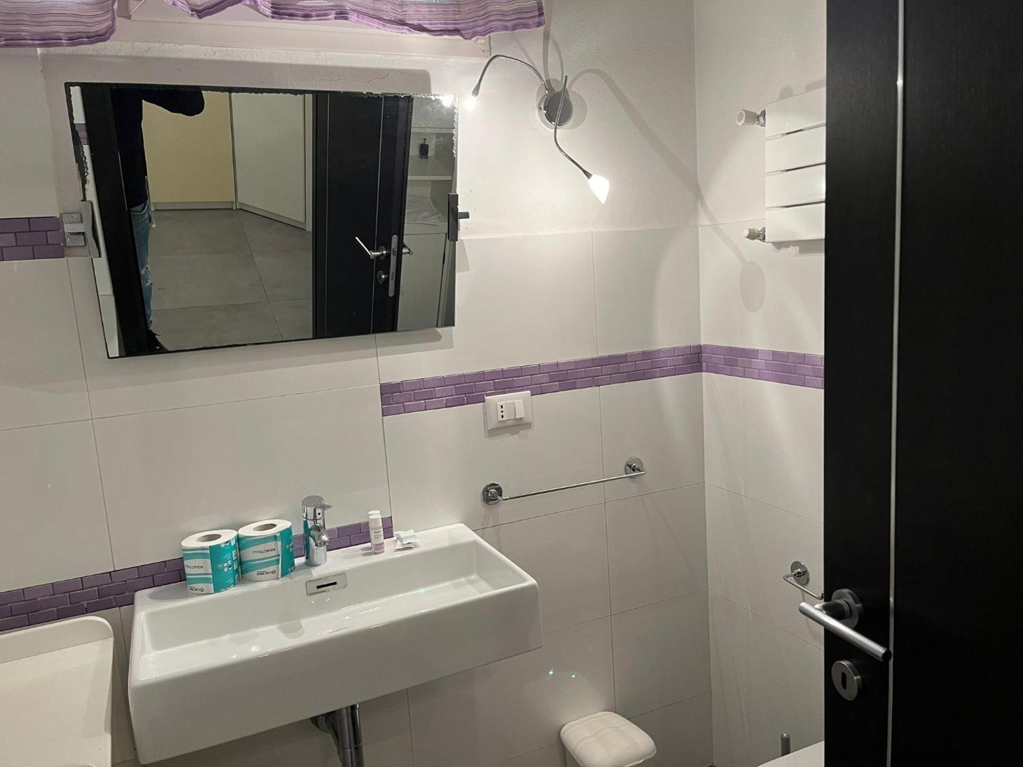 Apartment Exquisite 2br Nearby Borgo San Frediano *