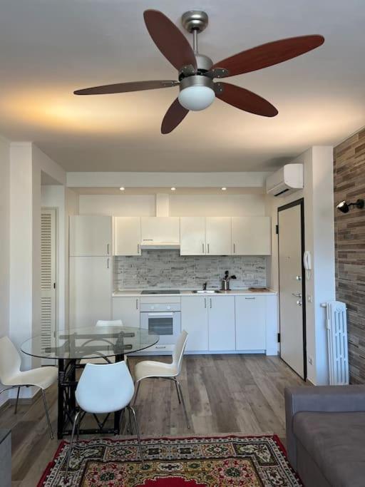 Ugo's House Apartment *