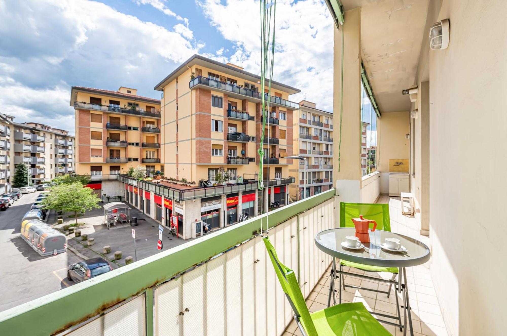 Quiet And Cozy With Balcony Apartment Florence