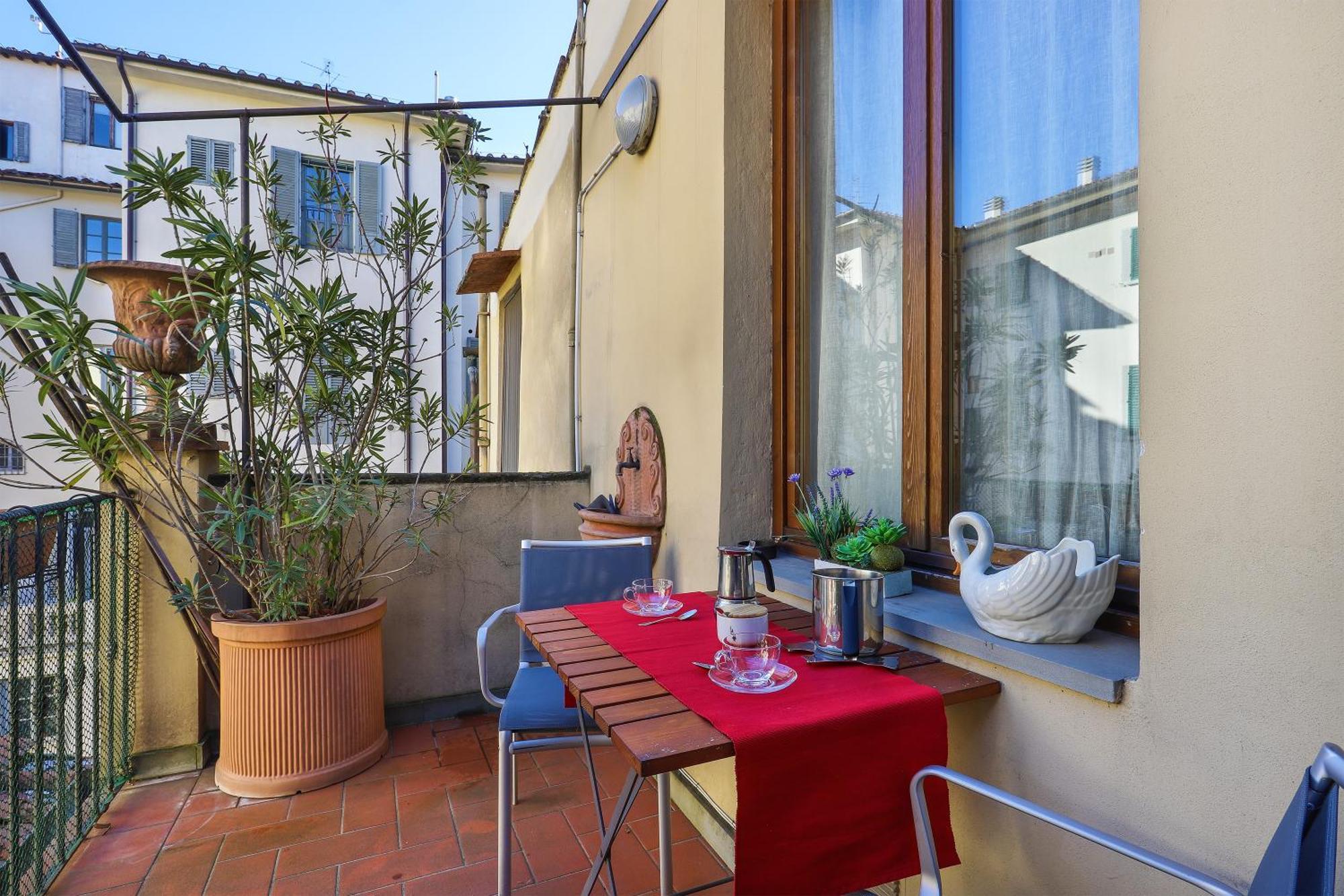 2 Bedroom With Terrace Firenze