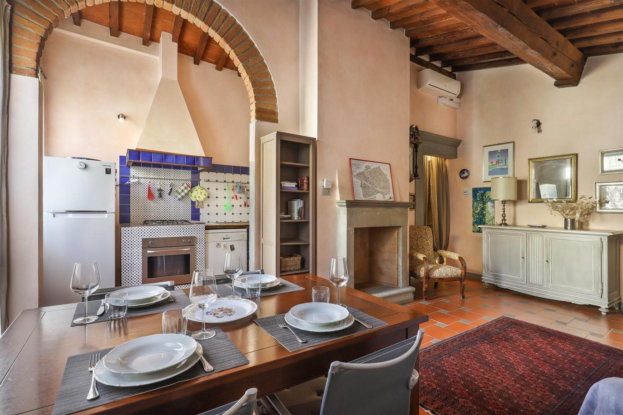 2 Bedroom With Terrace Firenze