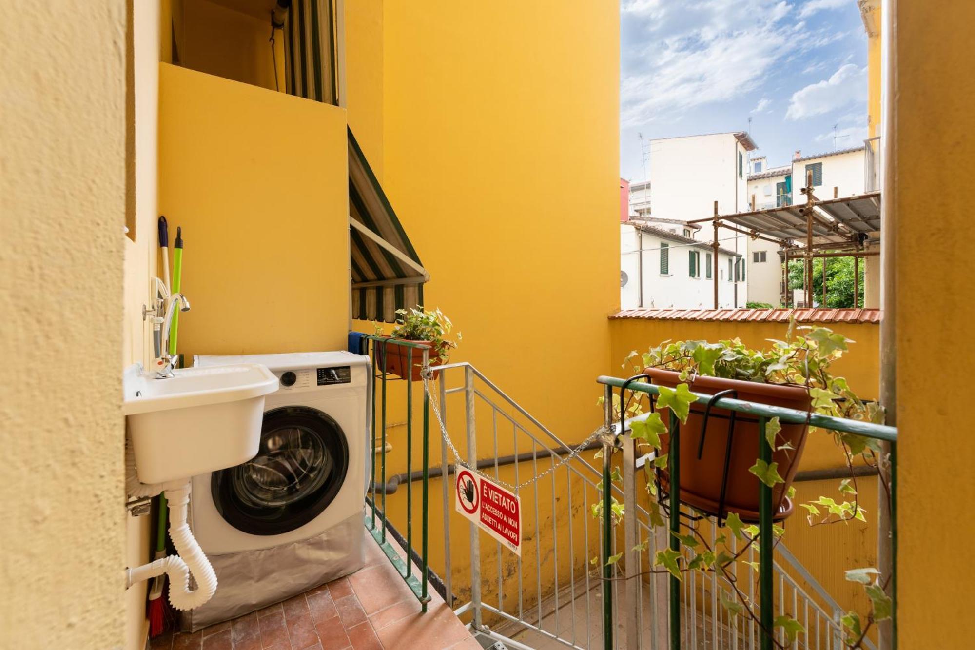 Keys Of Italy - Monaco 9 - 2 Bedrooms Flat Nearby The Train Station * Florence