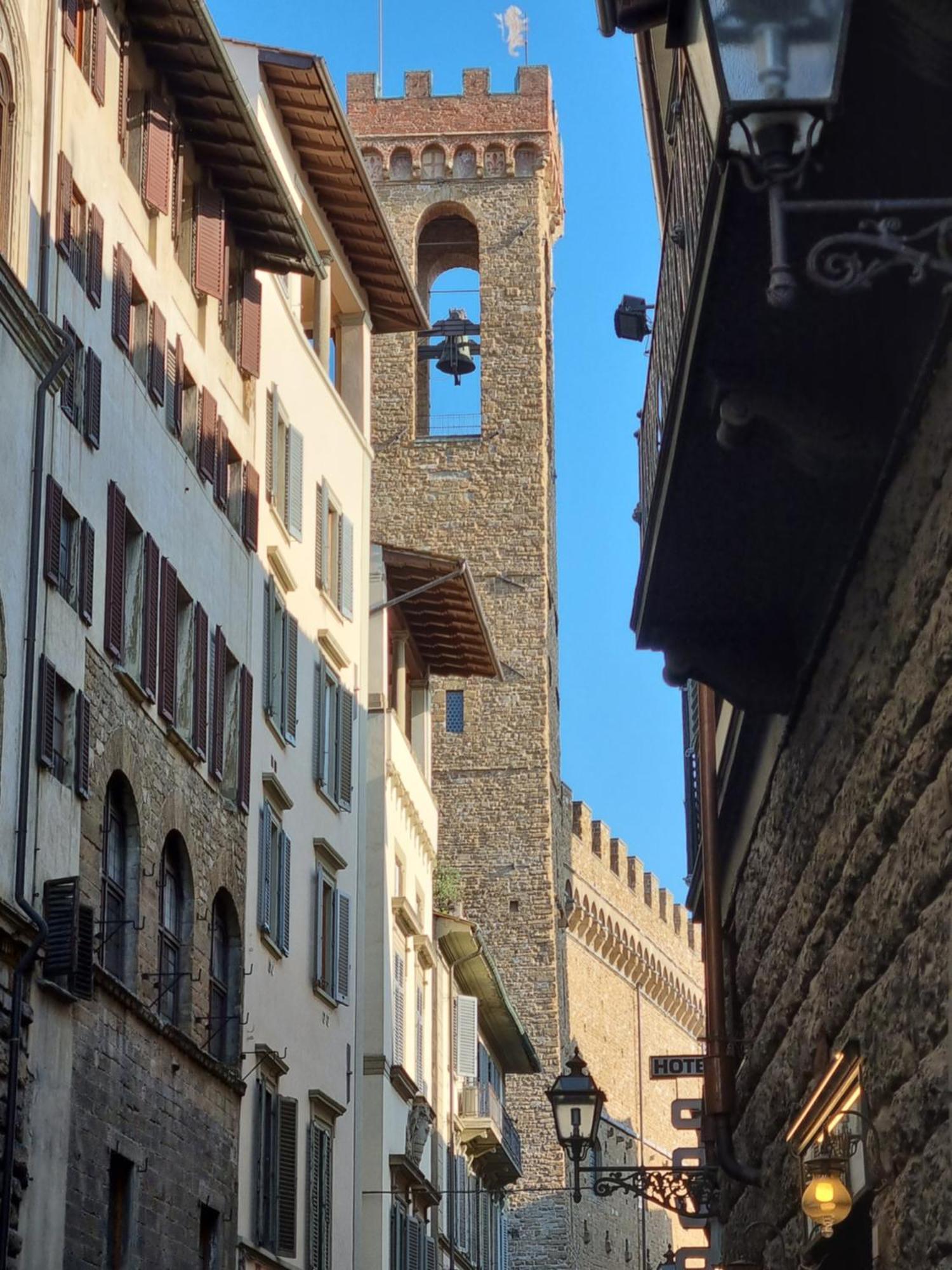 La Sede Dell'arte Monolocale E In Torre Medievale Vicino A Duomo E Piazza Signoria Appartamento