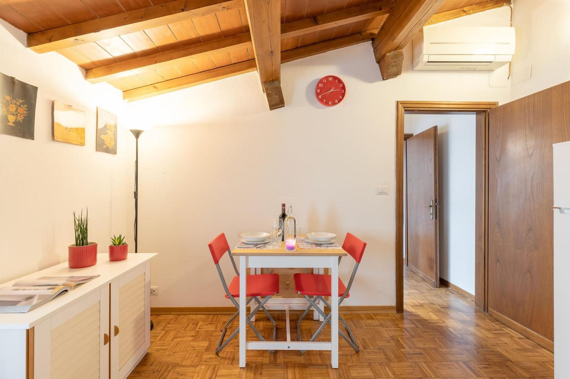 Lovely Suite-hosted By Sweetstay Apartment