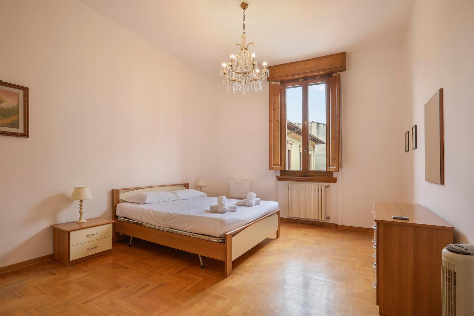 Apartment Spacious 3 Bedroom *