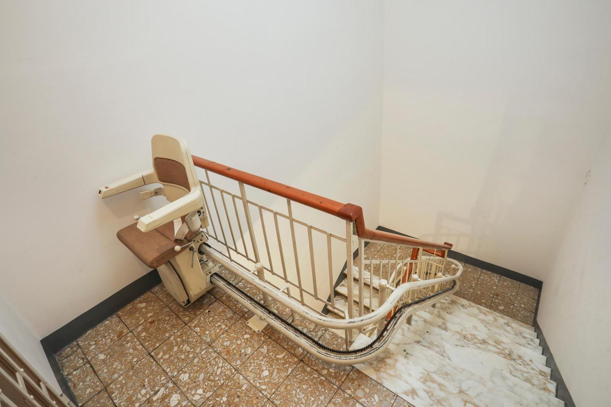 Spacious 3 Bedroom *
