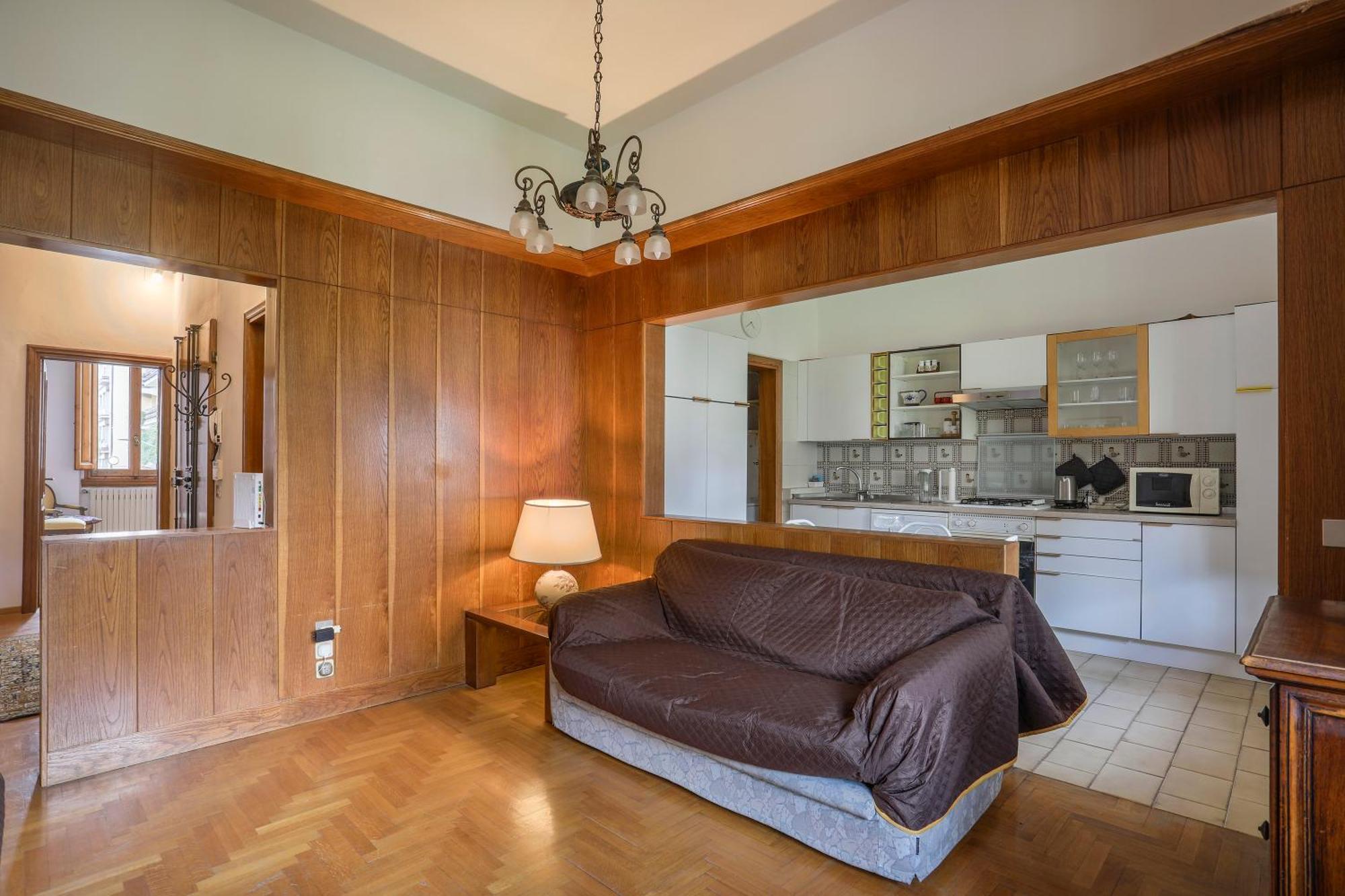 Apartment Spacious 3 Bedroom *