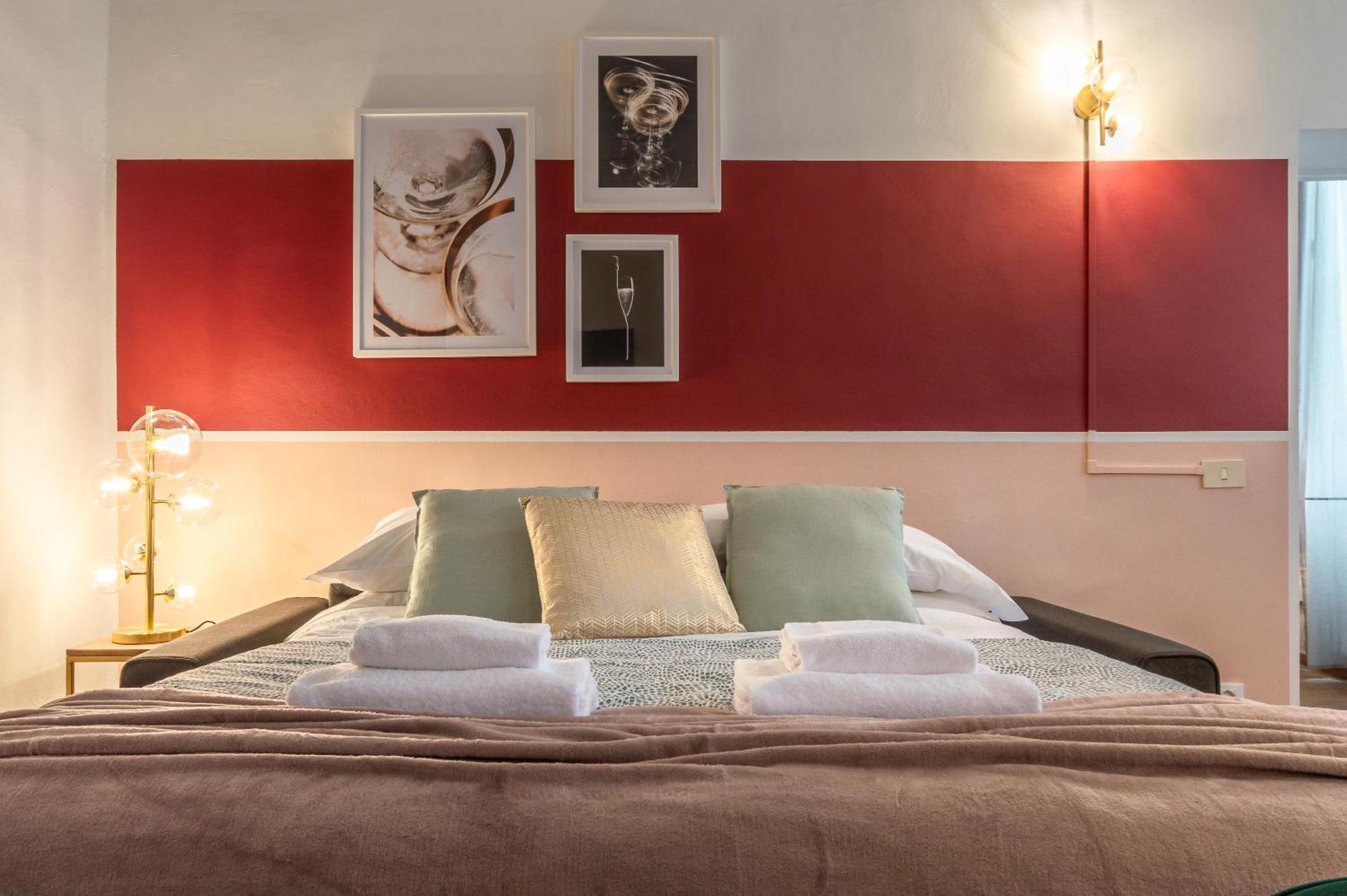 Wine Prosecco Apartment Florence