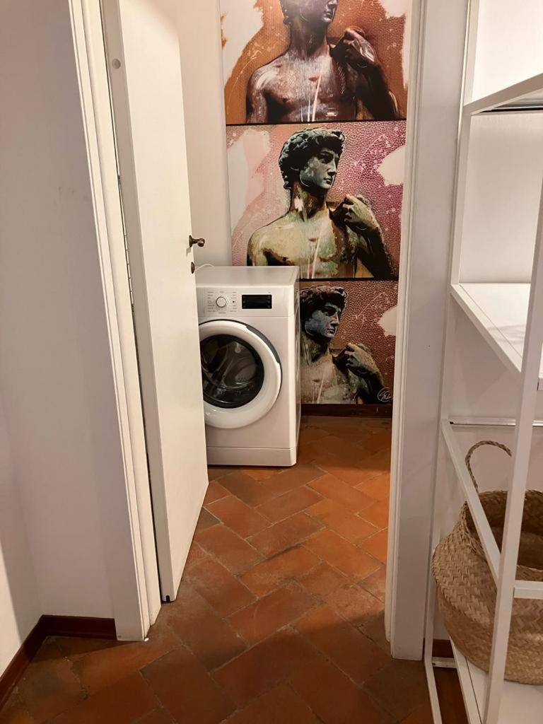 Friends Of 3* Florence