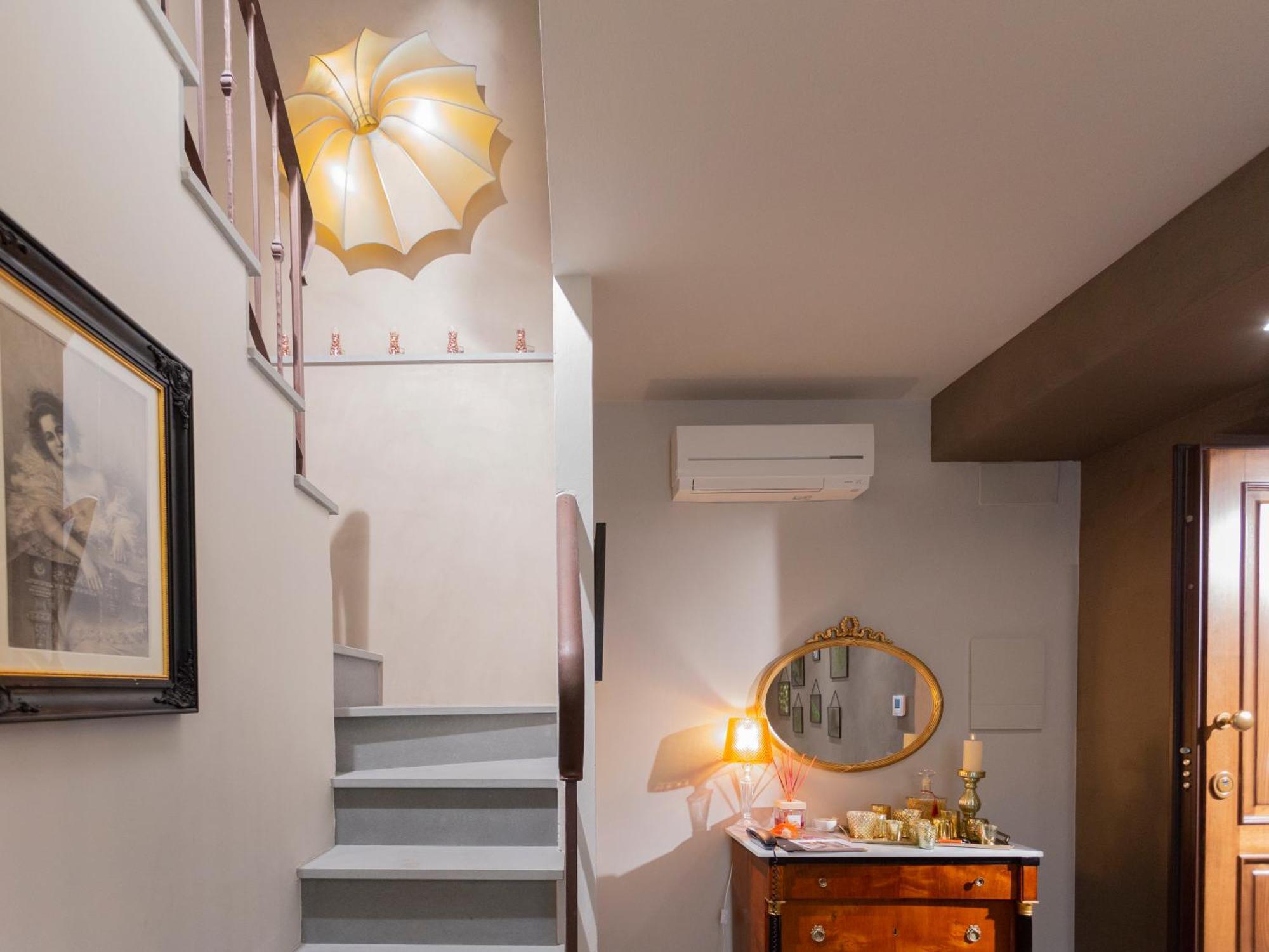Qk Costa58 Tower Apartment Florence