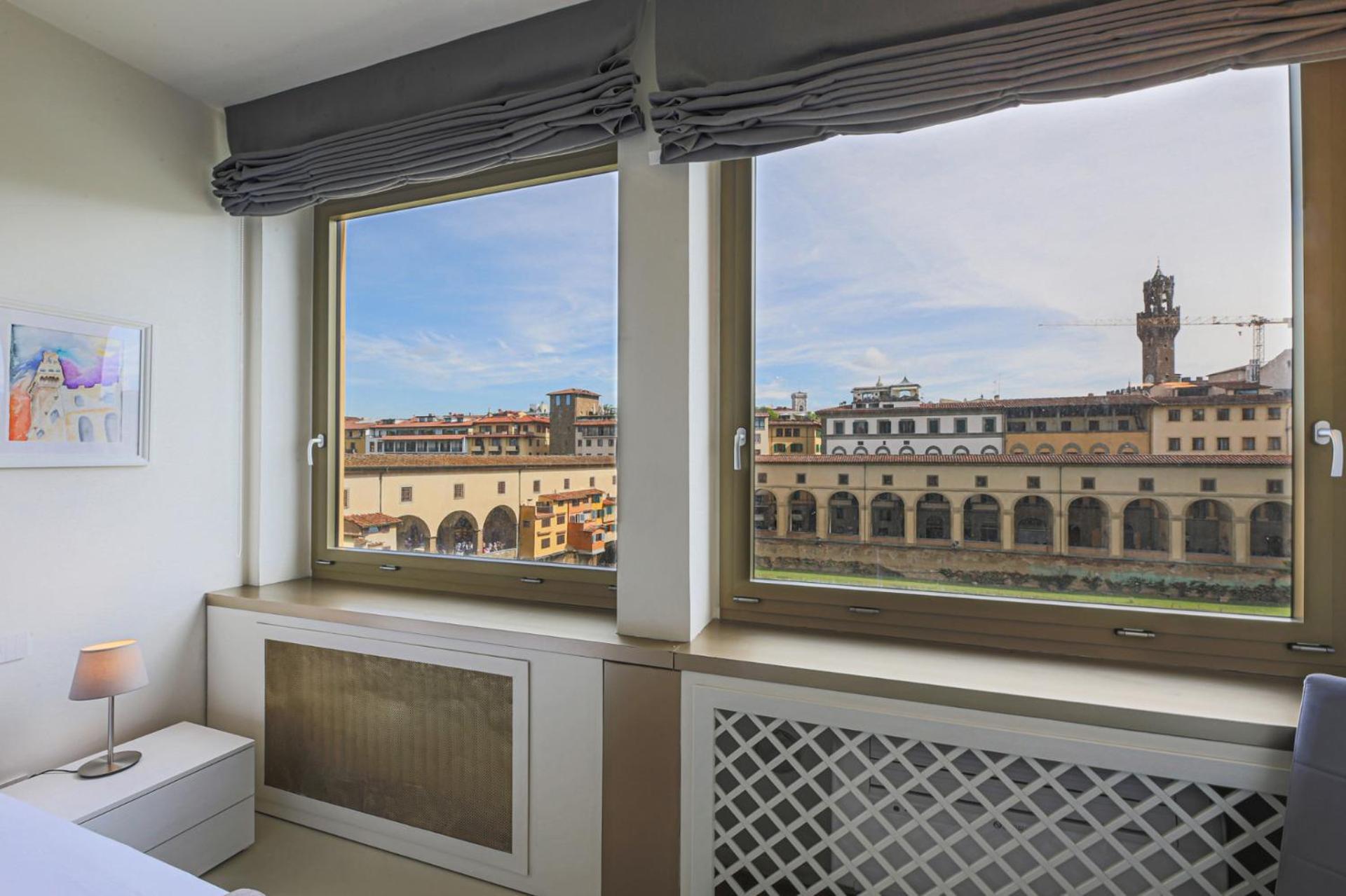 Florence- Vasari Luxury With View Apartment Florence