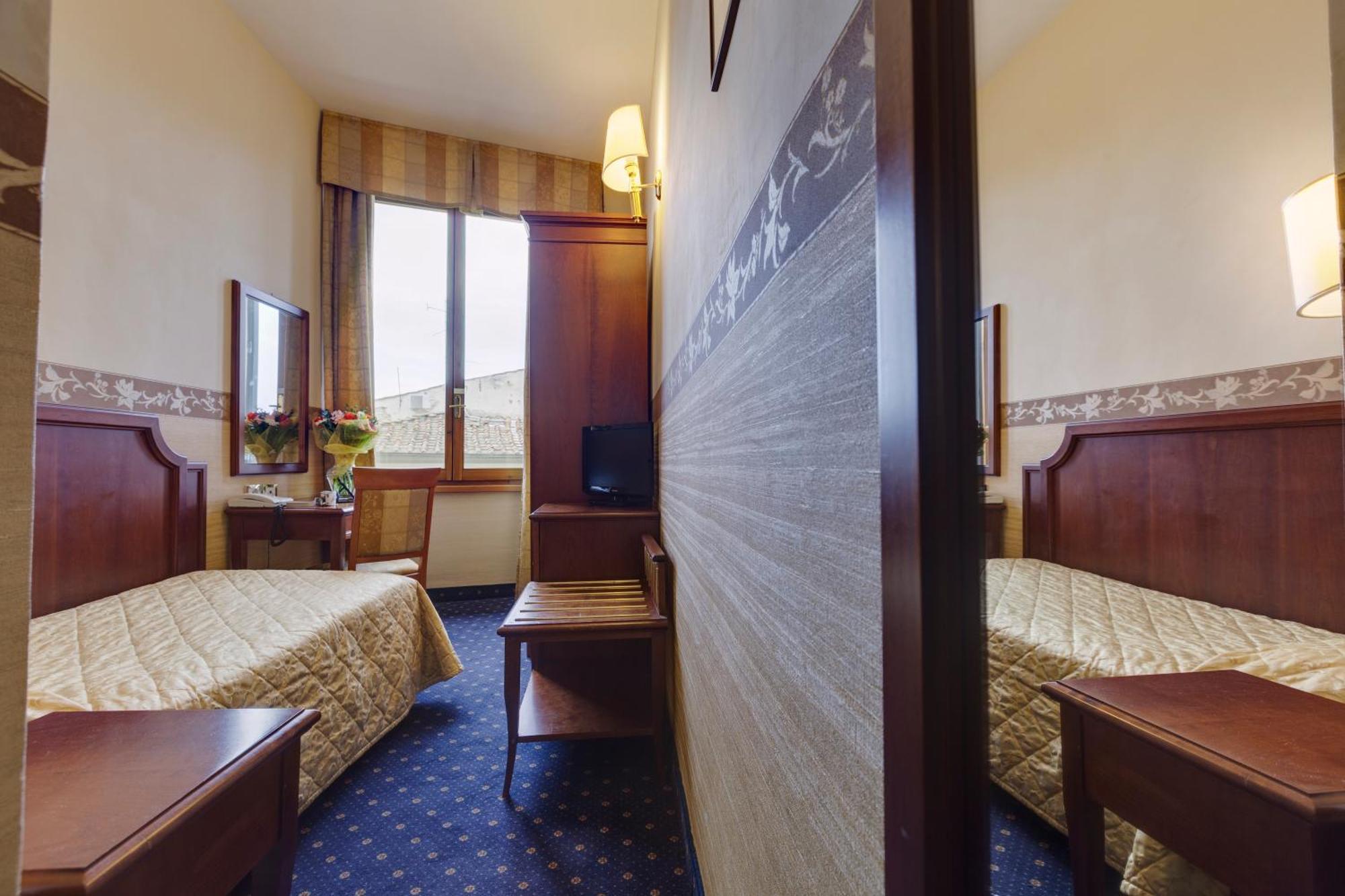 Arizona Hotel 3*