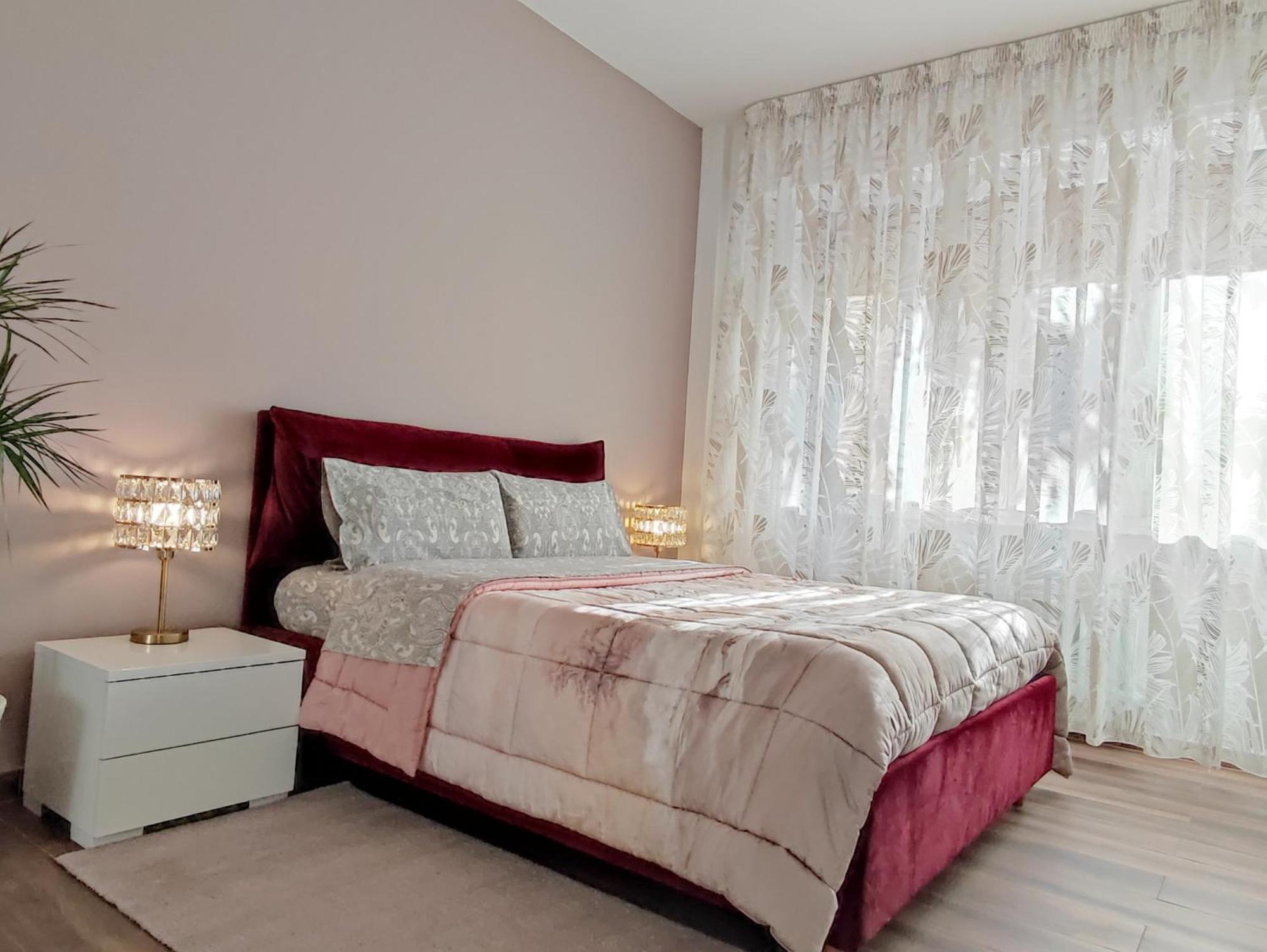 Central Apartment *