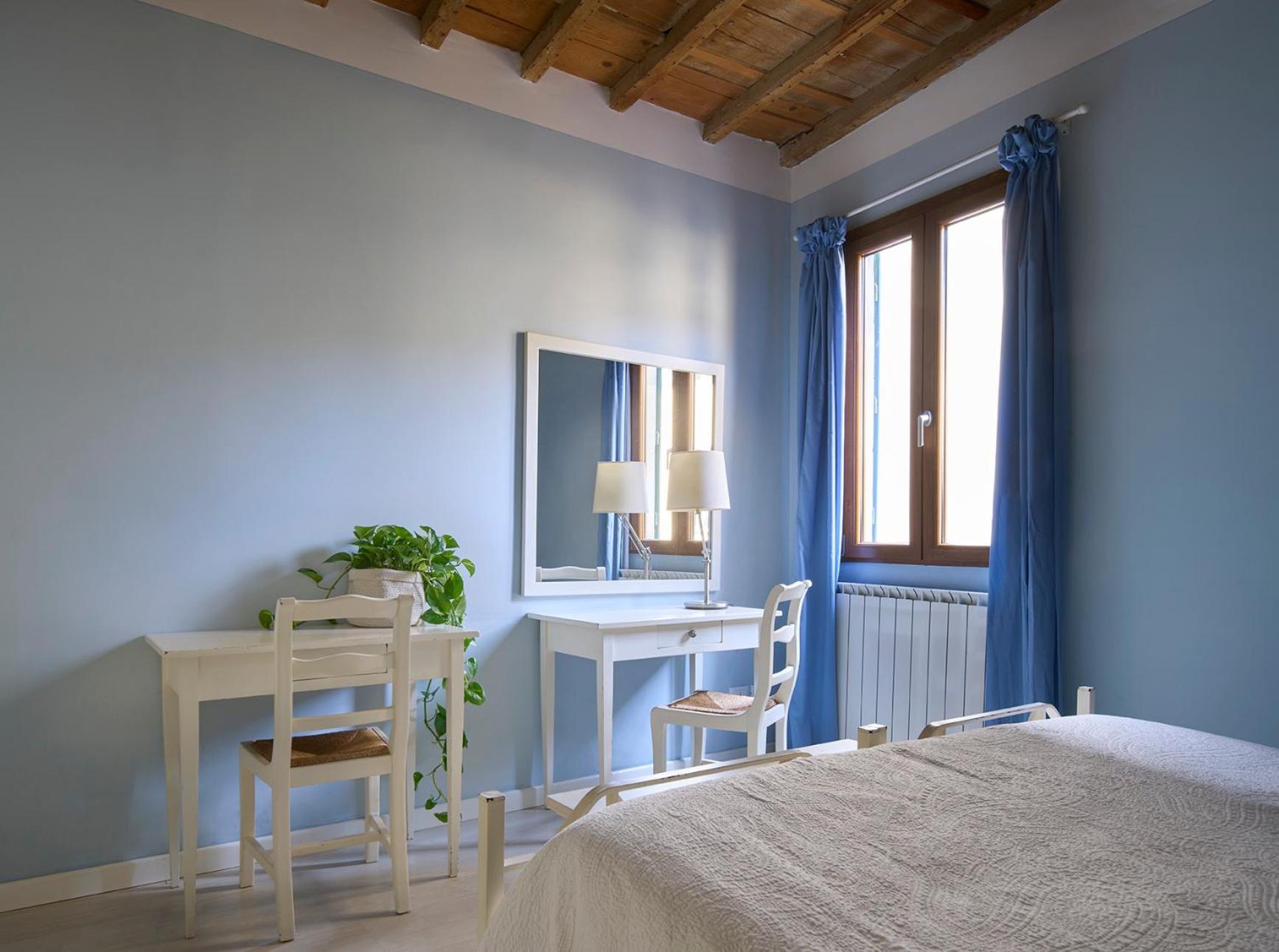 Apartment Panicale Blue Historic 1br Near Medici Chapels & Mercato
