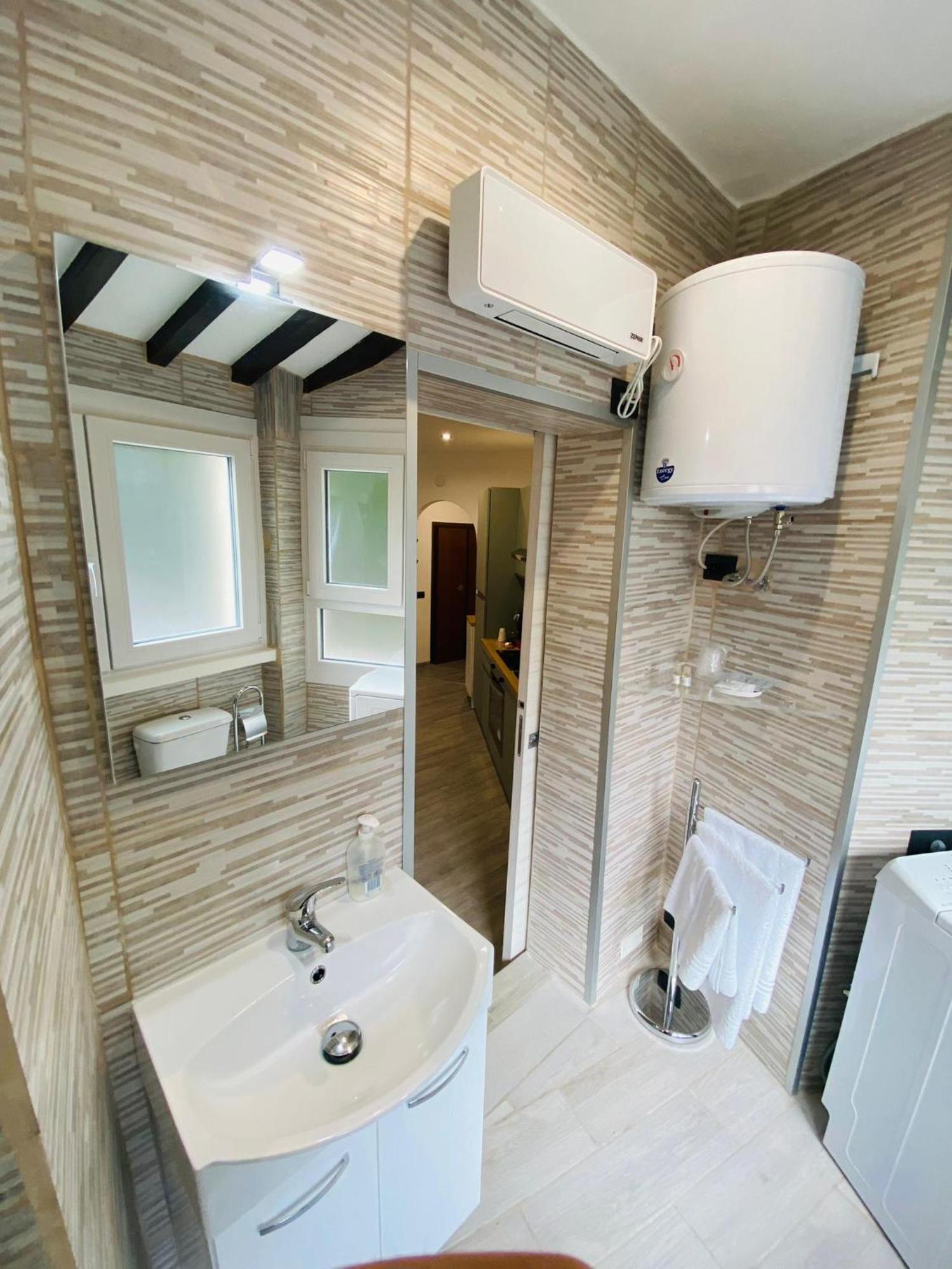 Apartment All'angolo Toselli